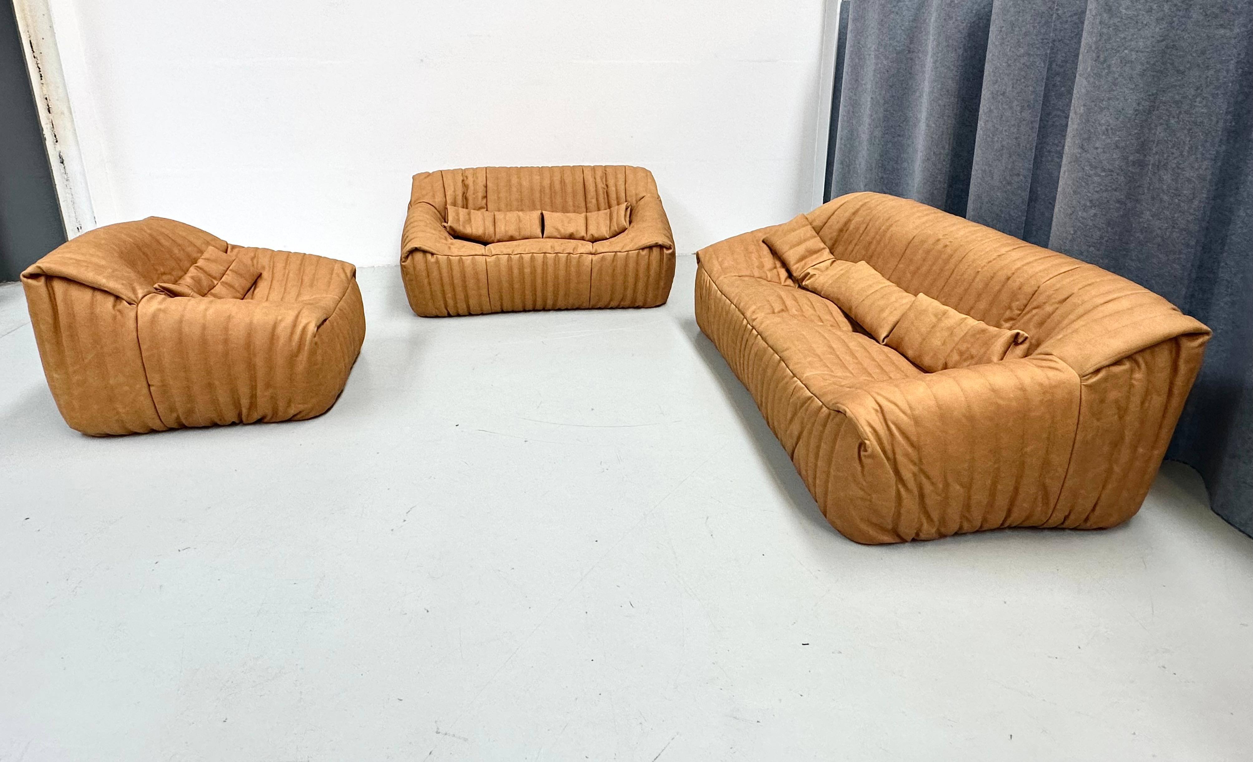Sandra Living Room Set in Camel Leather by A. Hieronimus for Cinna Ligne Roset. For Sale 3