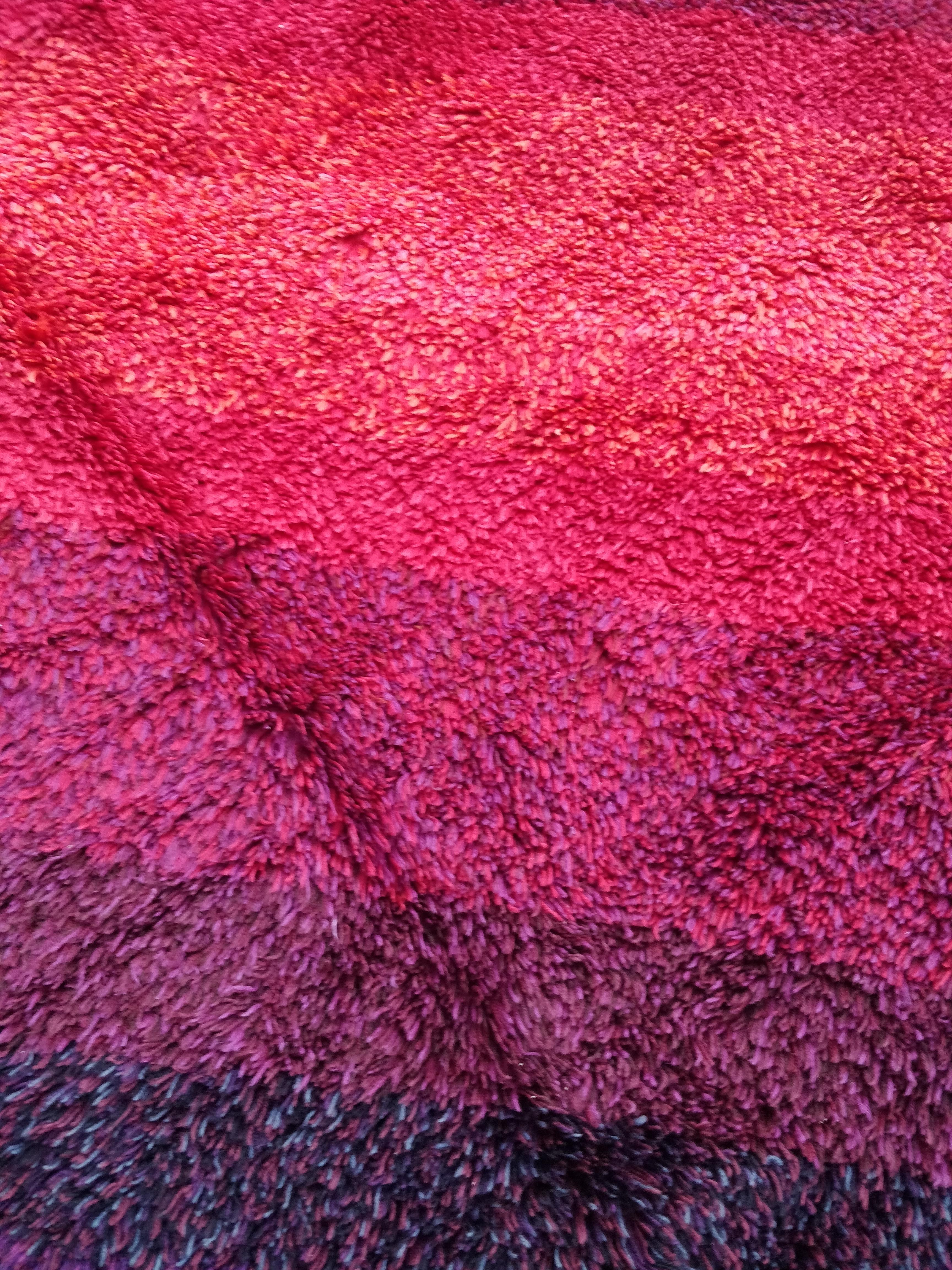 Sandra Marconato Handmade Italian carpet  1970 with authentication of artist For Sale 8