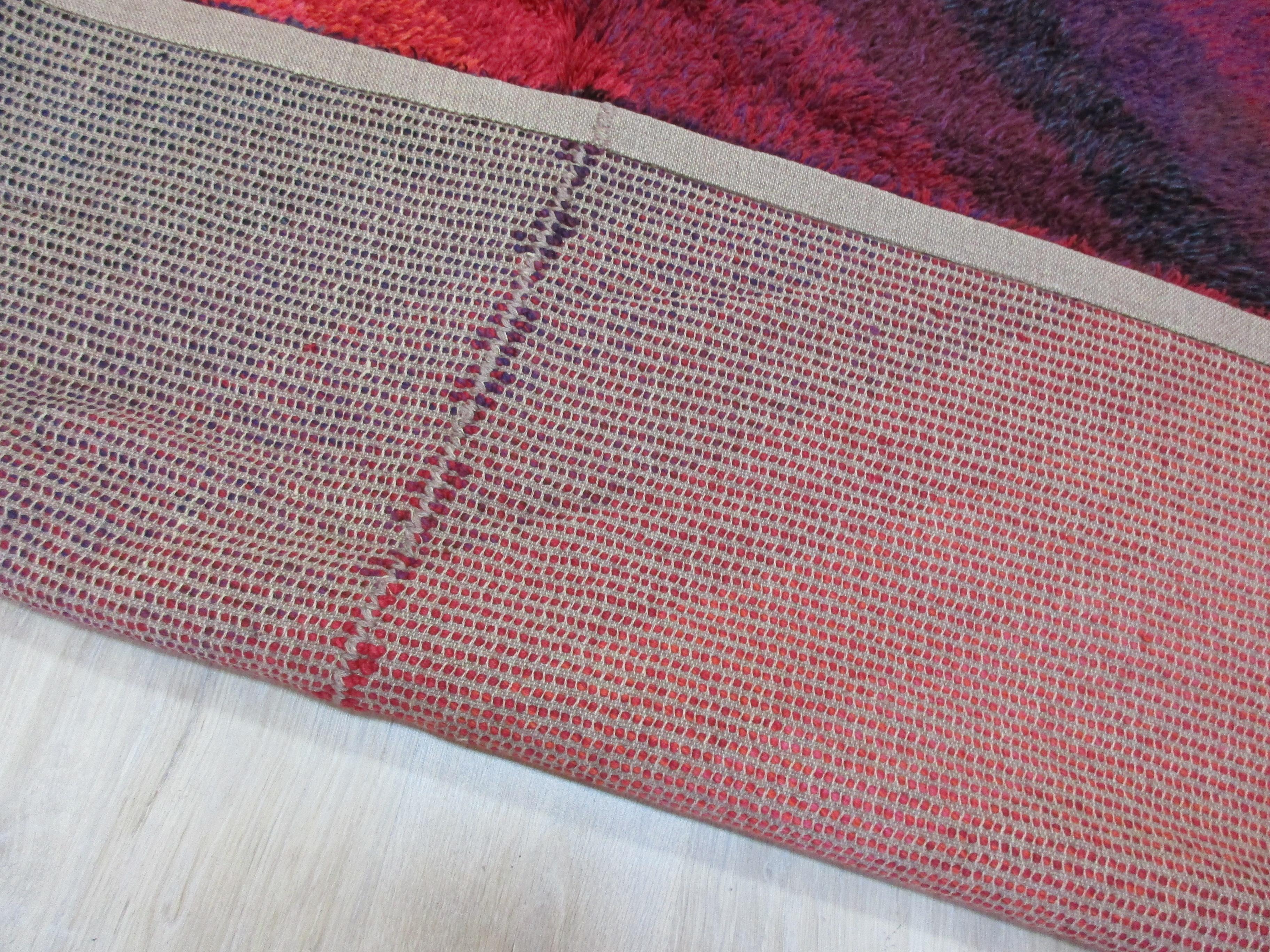 Sandra Marconato Handmade Italian carpet  1970 with authentication of artist In Good Condition For Sale In Firenze, FI