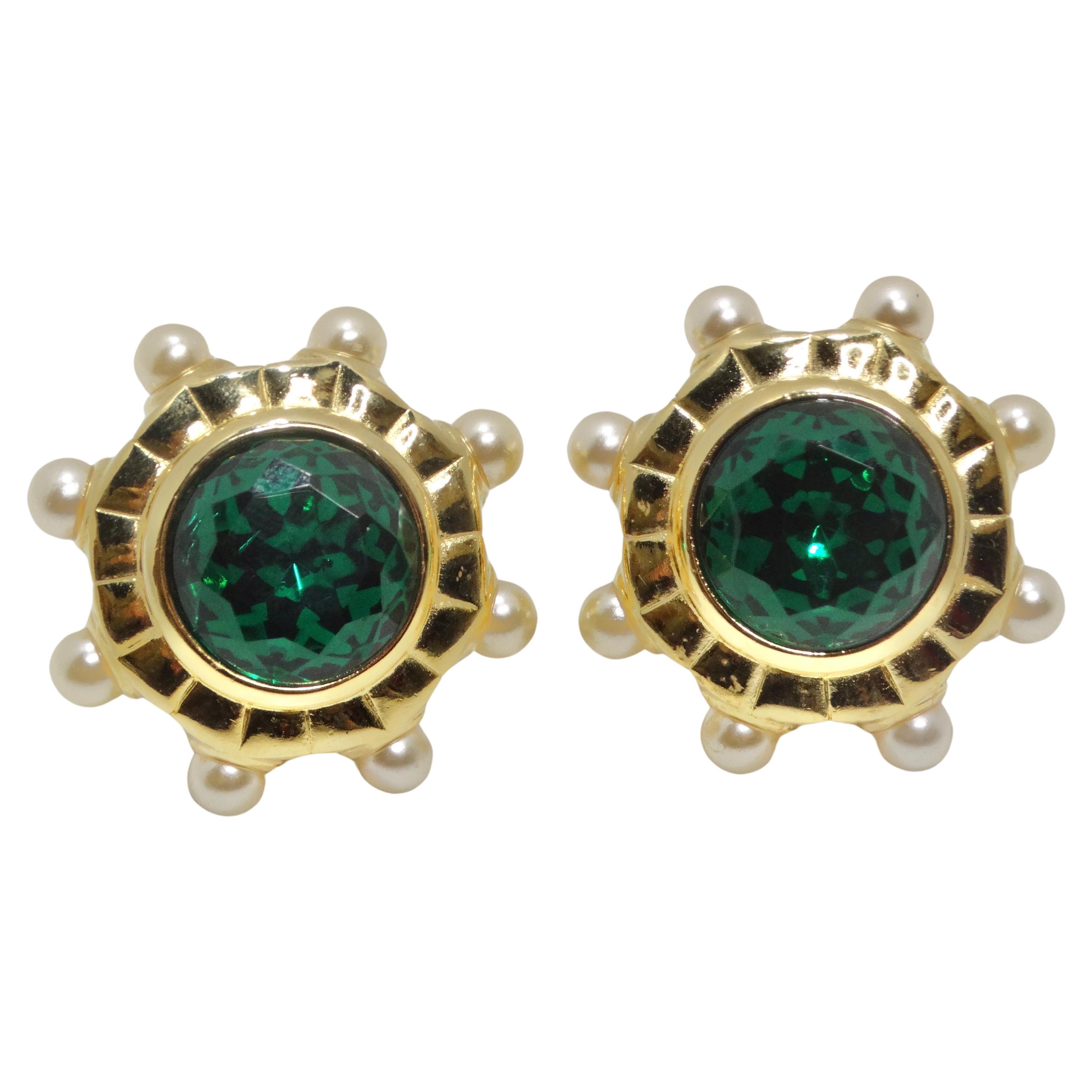 Sandra Miller Burrows 1980s Gold Tone Green Gem Pearl Clip On Earrings For Sale