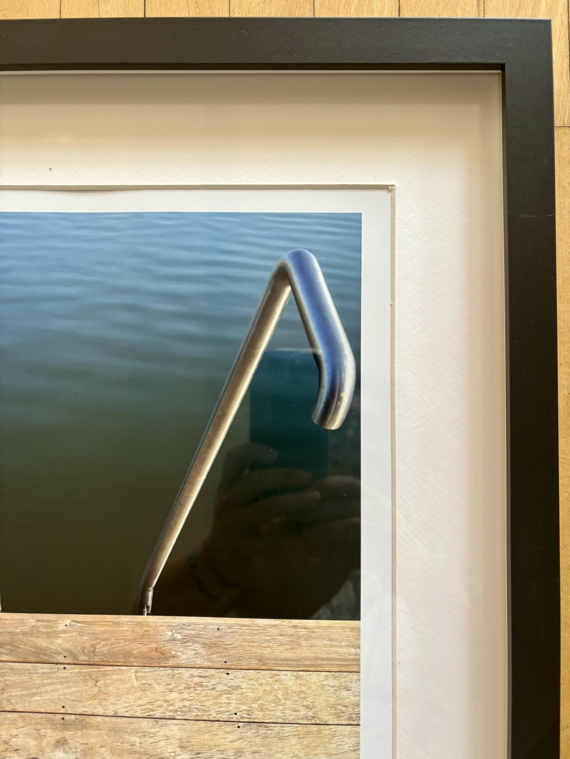 I like the mood of a summer day and the expression, taken on a lake limited to 5, framed in a black frame, will be signed by the author. 