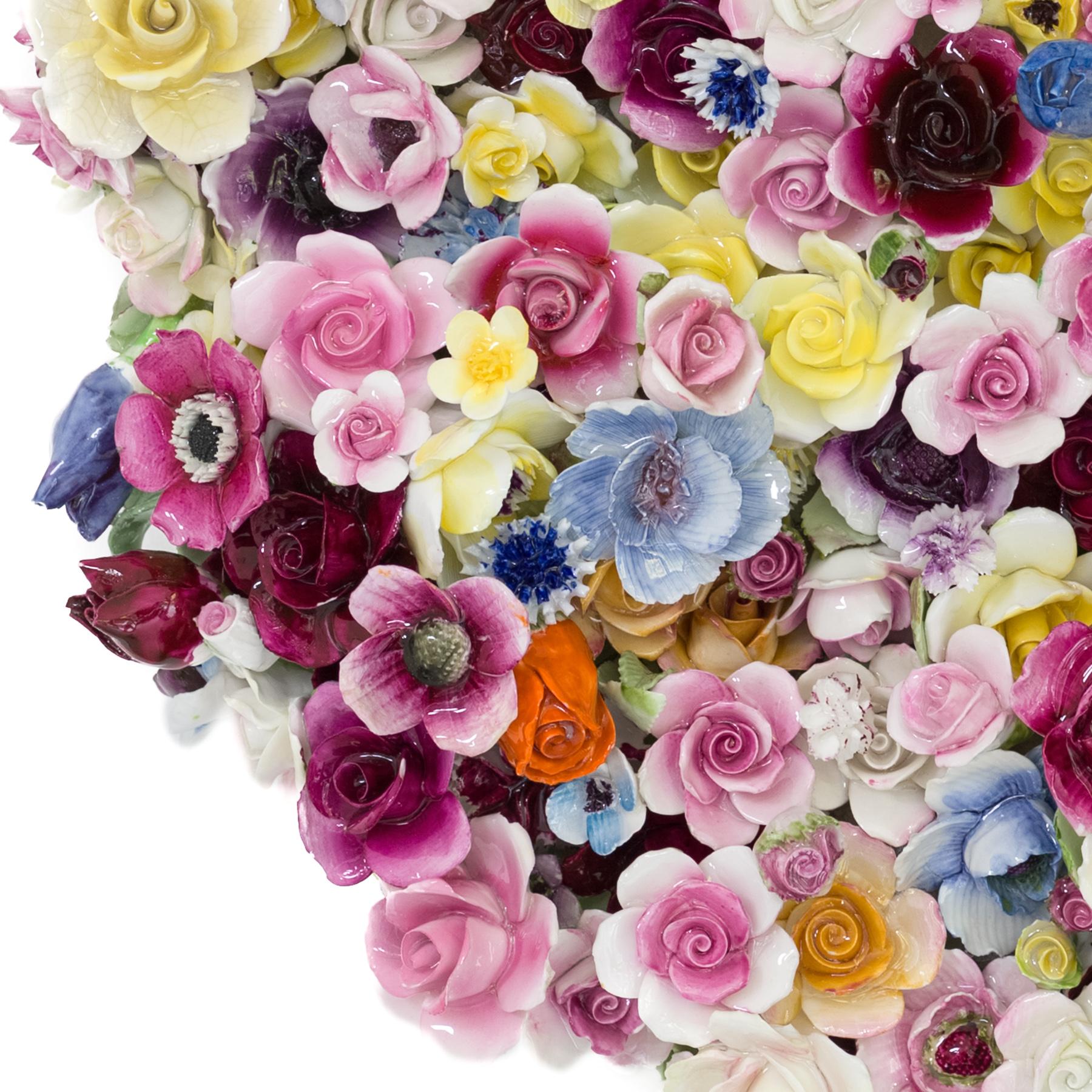 Roses Are Forever R7 (Ceramic) - Contemporary Sculpture by Sandra Shashou
