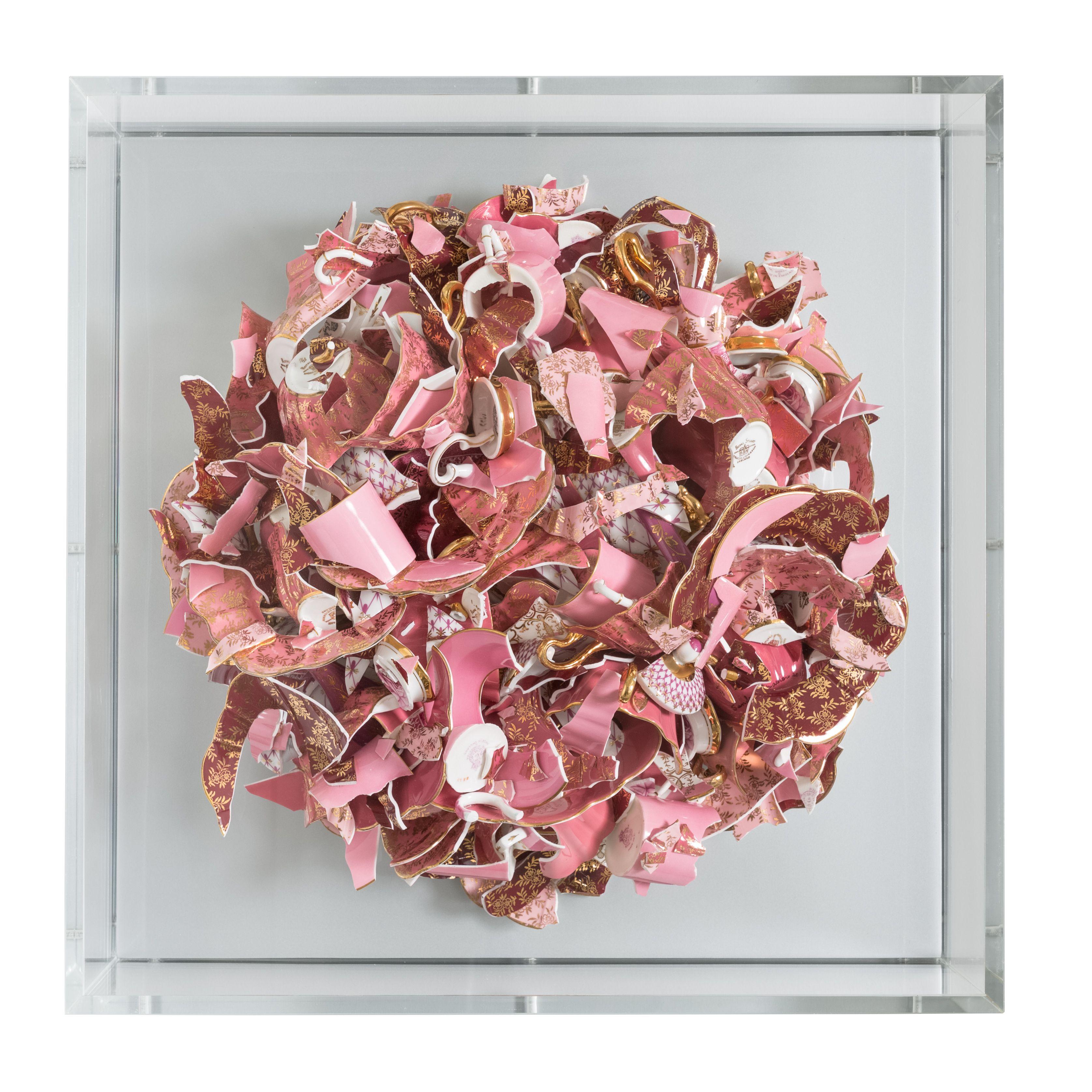 Sandra Shashou Figurative Sculpture - Sparks of Joy 49 (Ceramic)