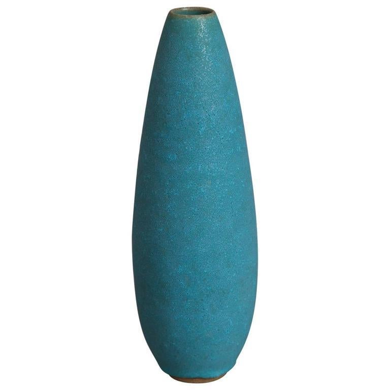 Vernissé Vase en céramique turquoise Sandra Zeenni en vente