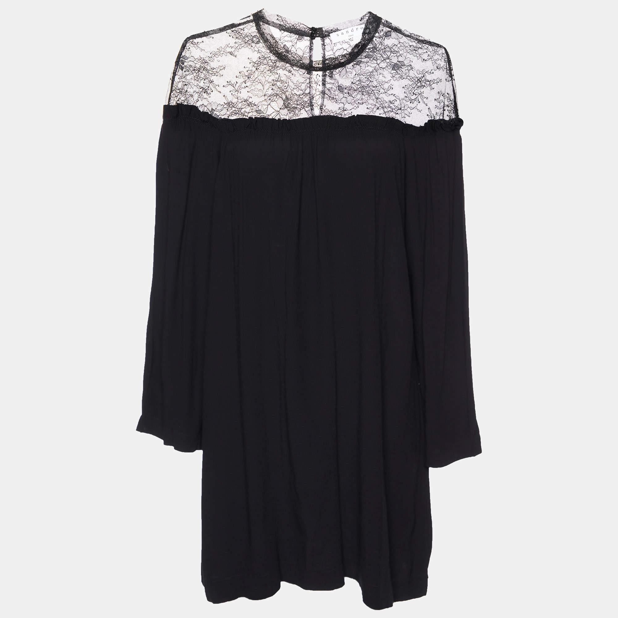 The fine artistry and the feminine silhouette of this designer dress exhibit the labels impeccable craftsmanship in tailoring. It is stitched using quality materials has a good fit and can be easily styled with chic accessories open toe sandals and