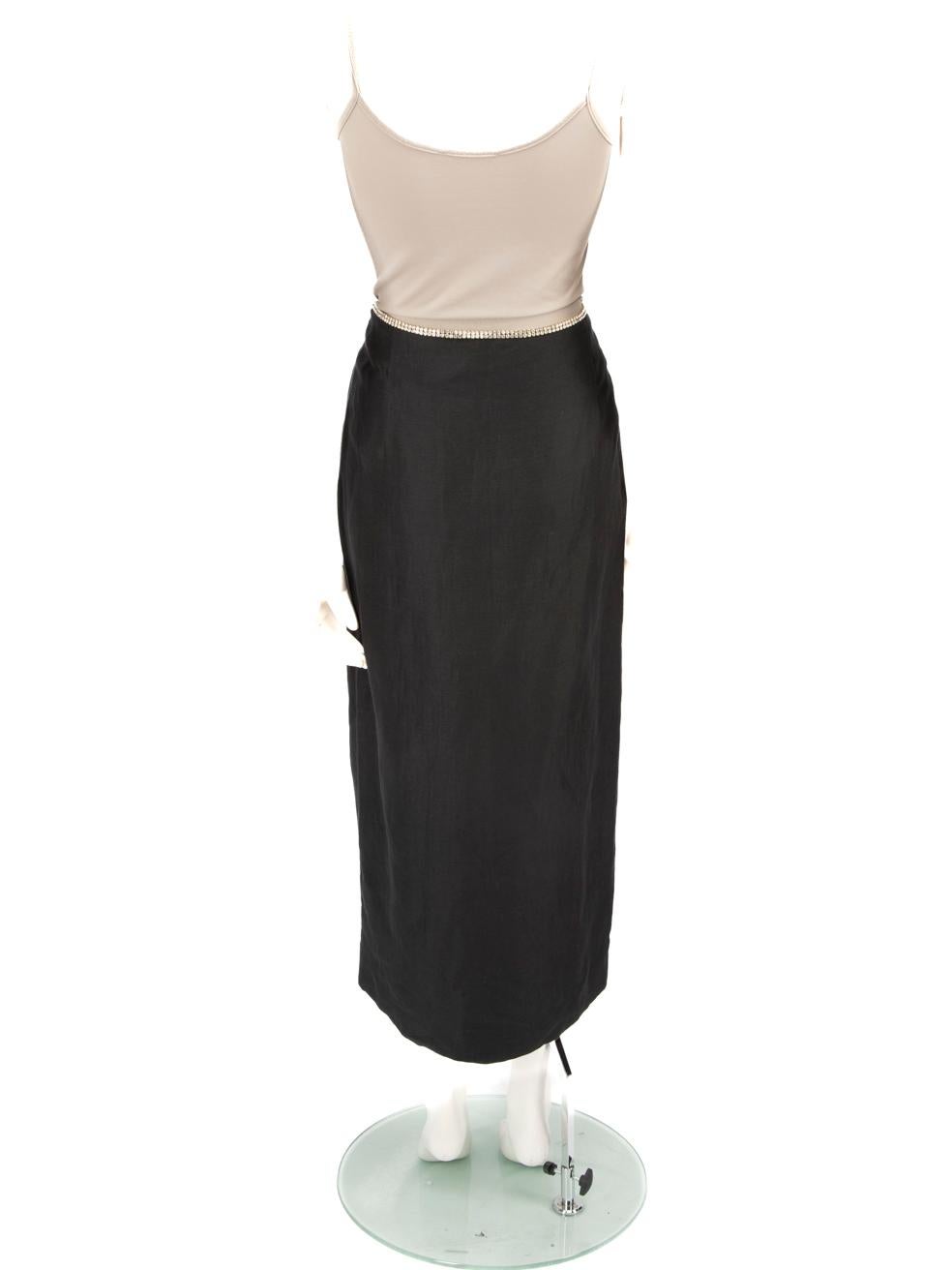Noir Sandro, jupe midi embellie noire, taille L en vente