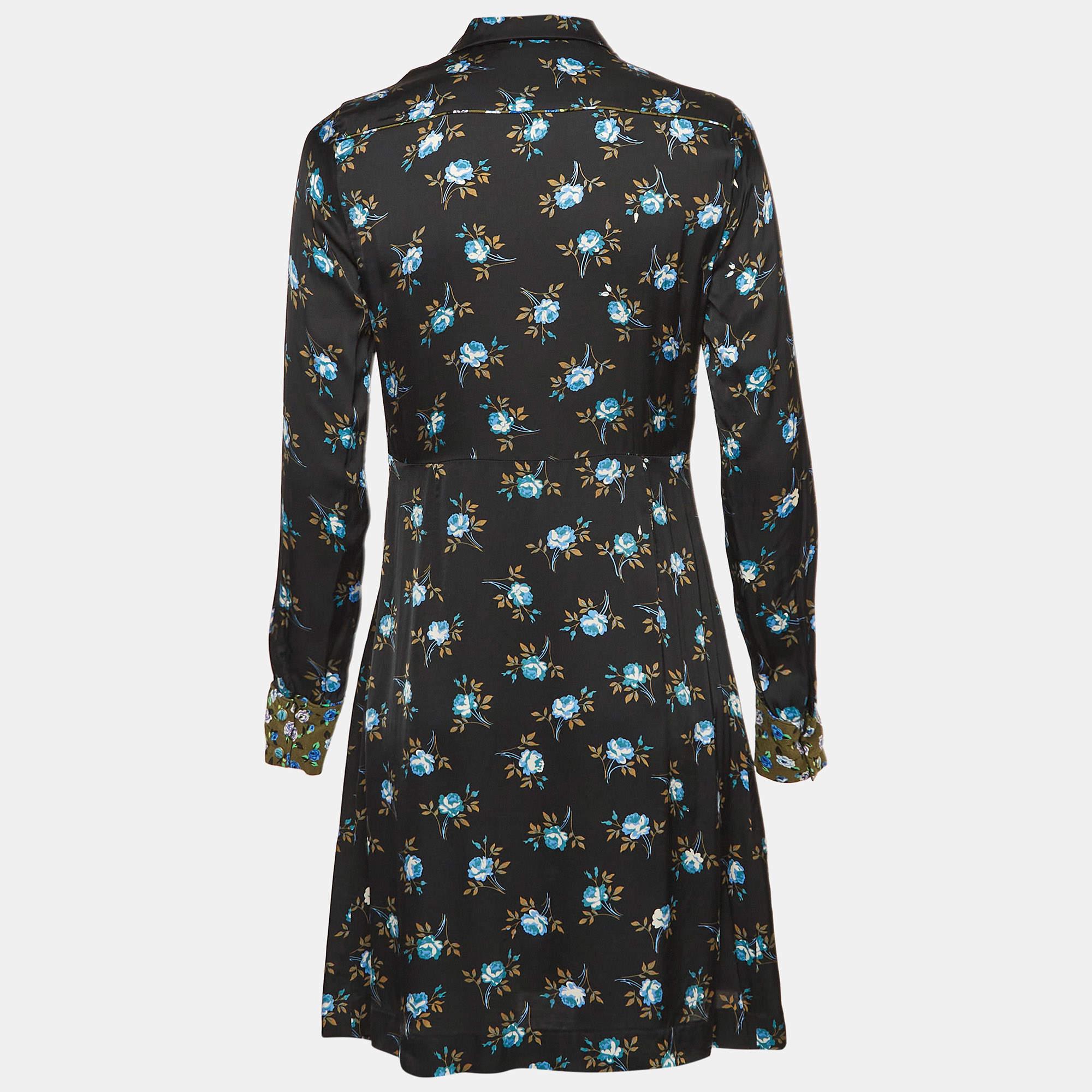 Masterful tailoring and timeless appeal characterize this dress from the house of Sandro. Presented in black it is nothing but pure charm and is a must have.