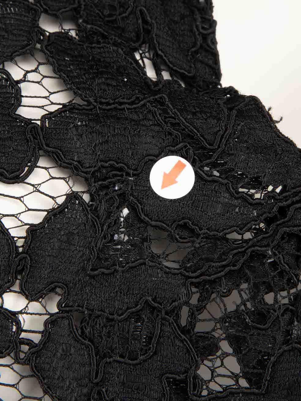 Sandro, mini robe noire en dentelle, taille S en vente 1
