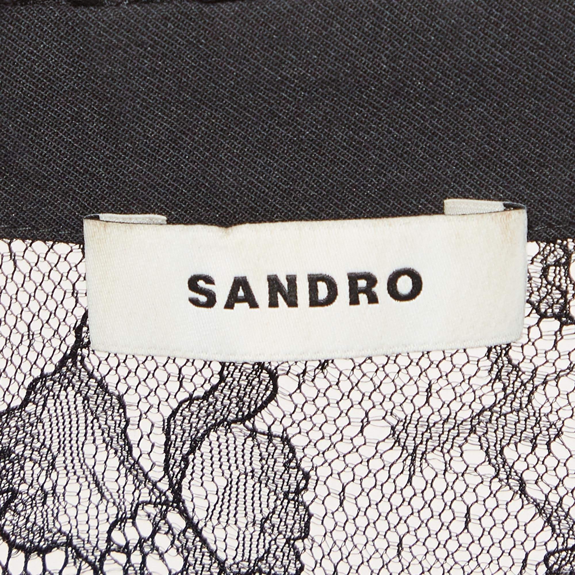 Sandro - Top court en dentelle noire XS Excellent état - En vente à Dubai, Al Qouz 2