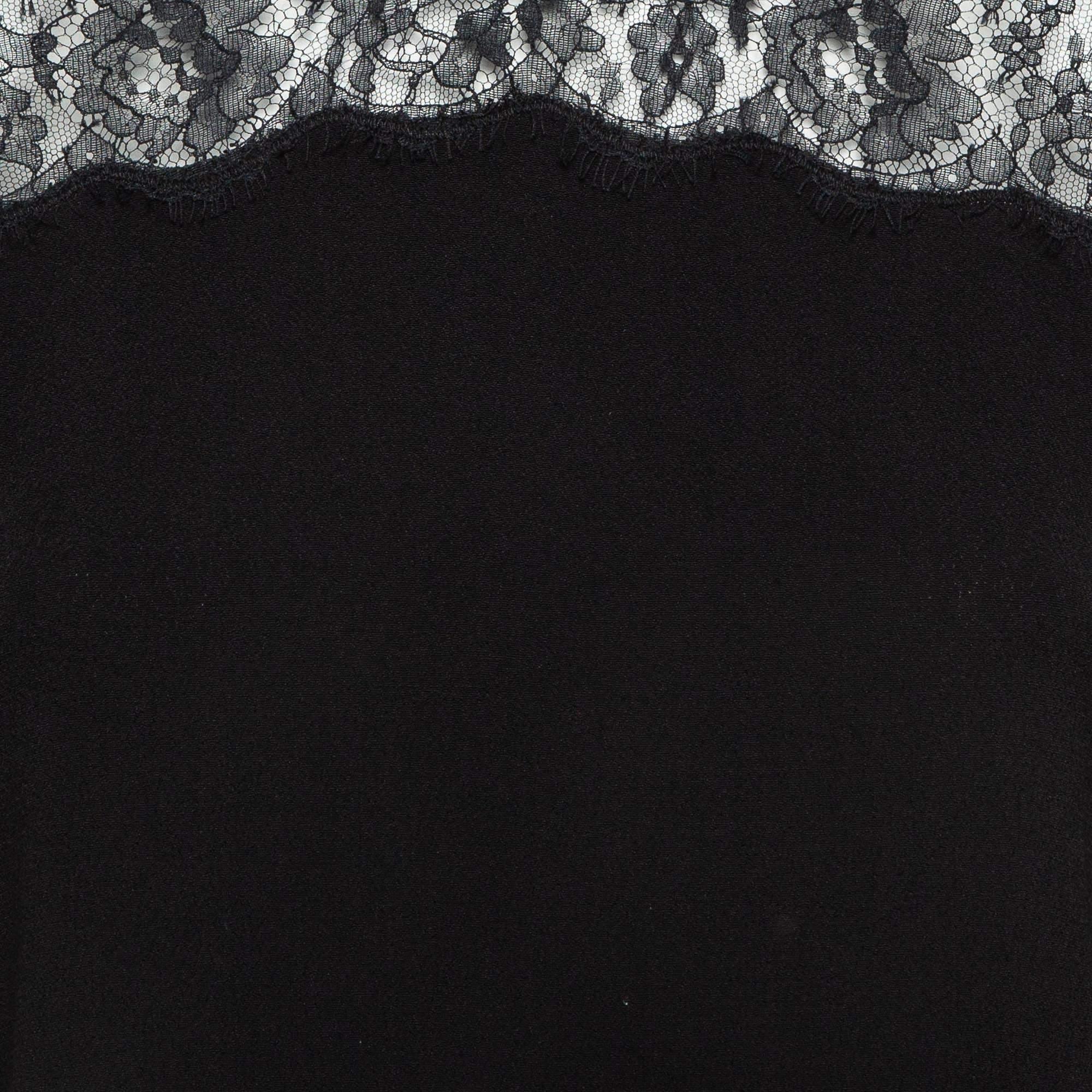 Sandro Black Lace Trim Crepe Crew Neck Top S In Good Condition For Sale In Dubai, Al Qouz 2