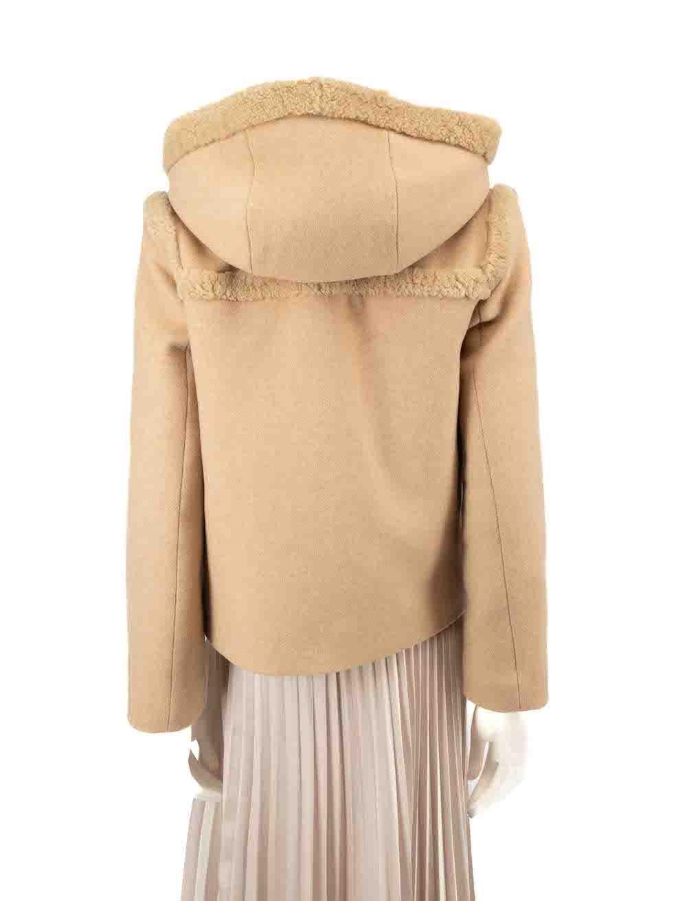 Sandro Camel Wool Hooded Shearling Coat Size S In Good Condition For Sale In London, GB