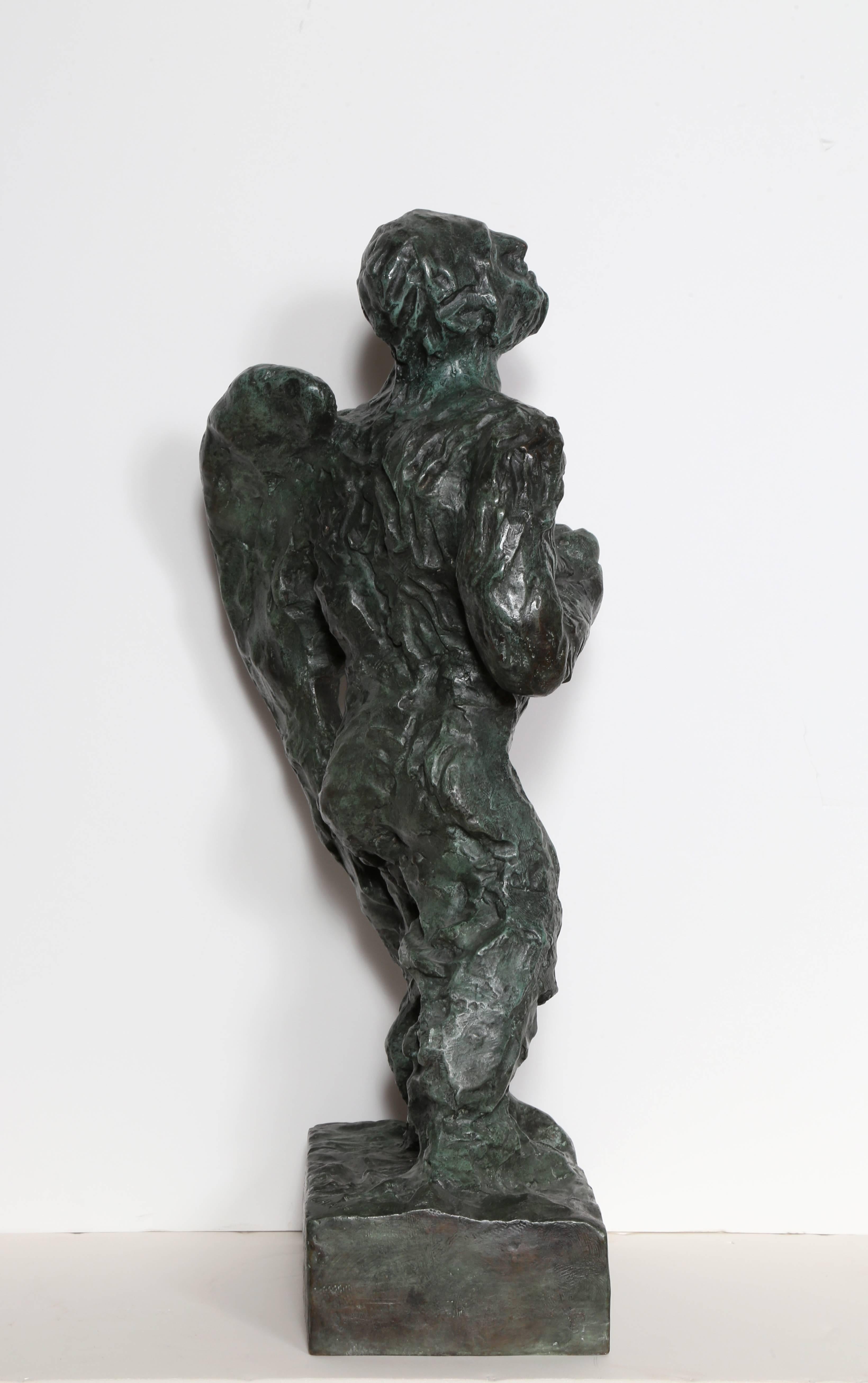 Angelo con cuore, scultura in bronzo di Sandro Chia in vendita 3