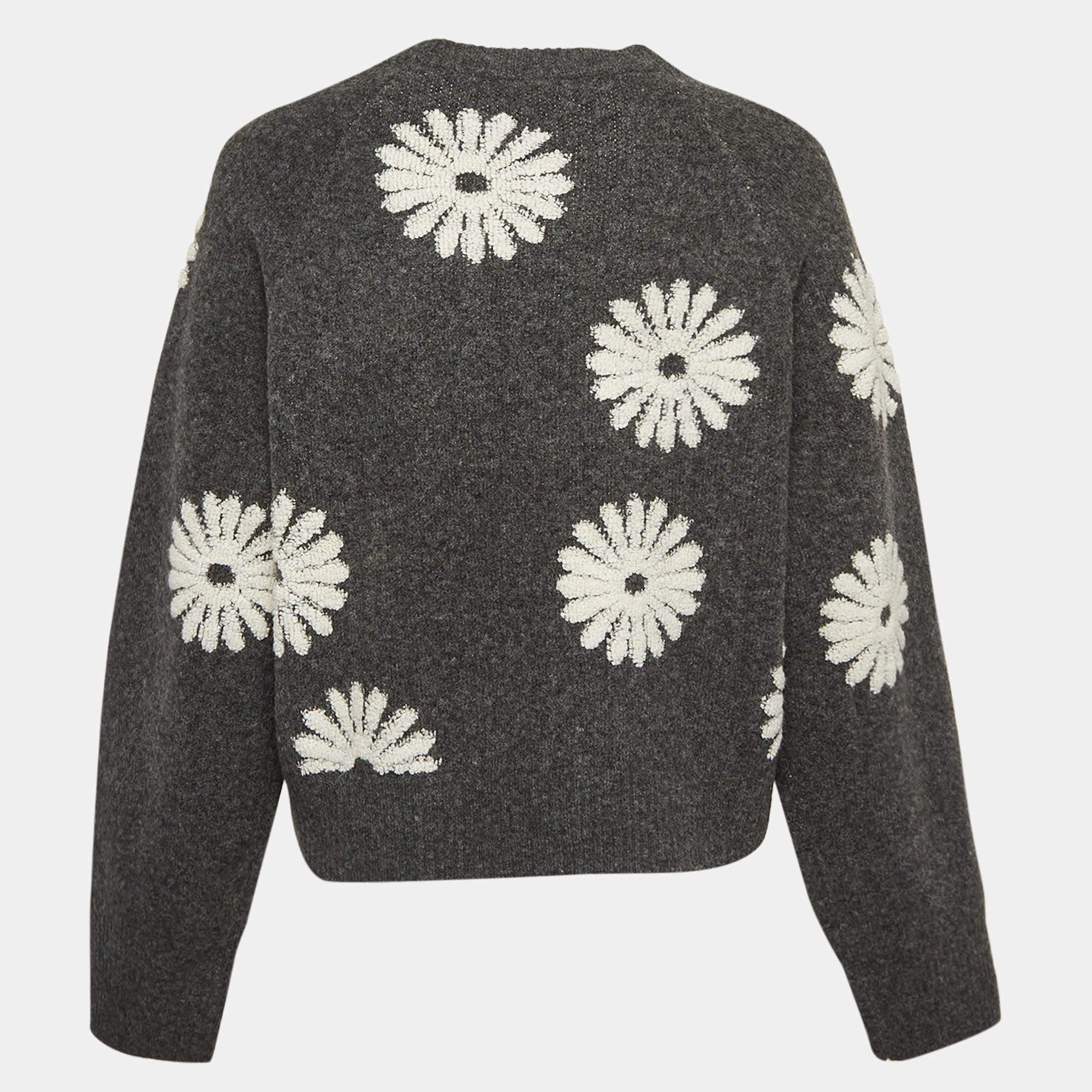 A winter outing without a sweater is next to impossible. Thankfully a stylish sweater like this will always enrich your outfit effortlessly. Designed with quality fabrics this sweater is both snug and stylish.