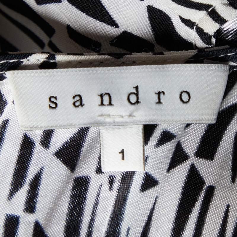 Sandro Monochrome Printed Sateen Peplum Top S In Good Condition For Sale In Dubai, Al Qouz 2