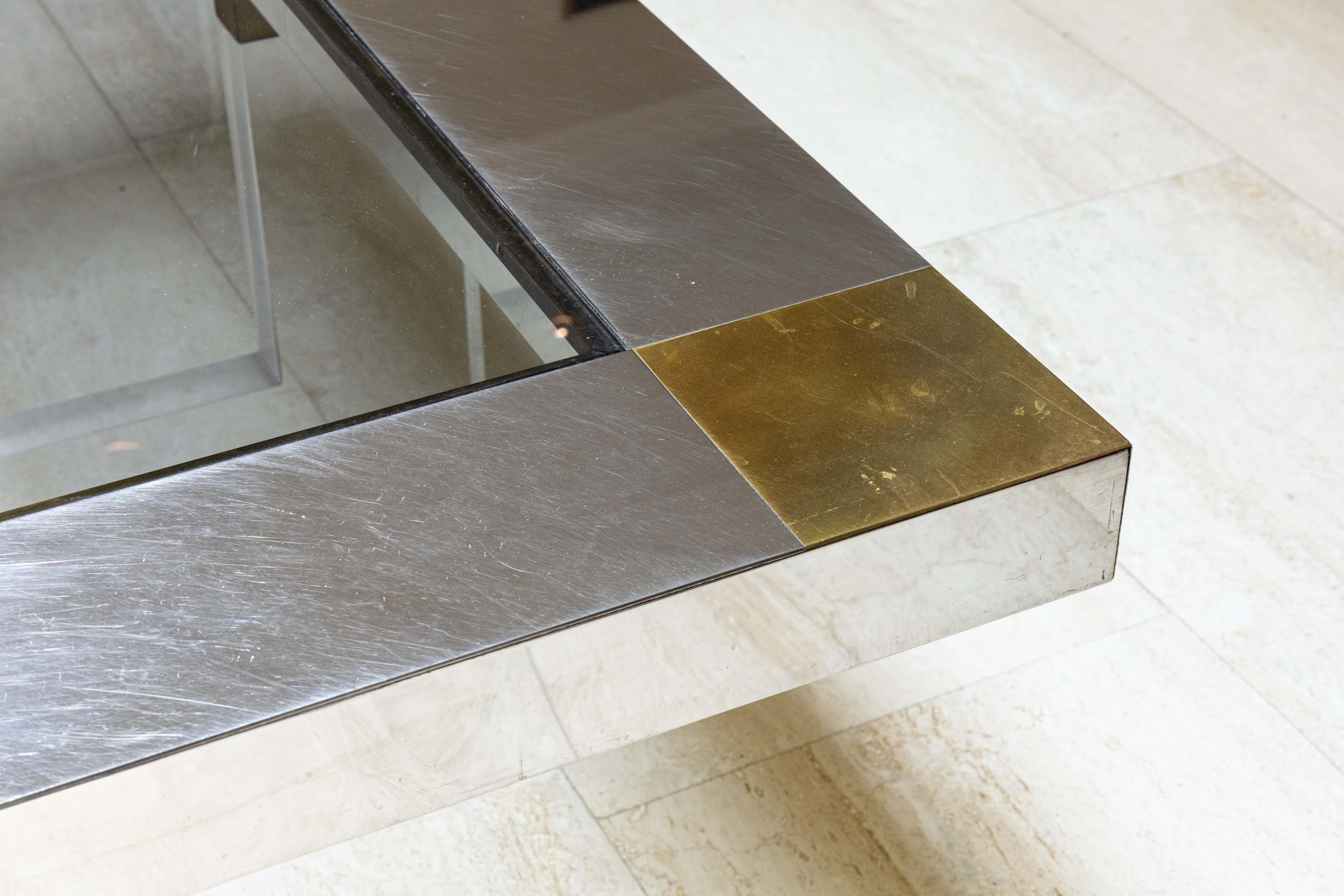 italien Sandro Petti pour Angelo Metal Art Table basse en verre chromé et lucite en vente