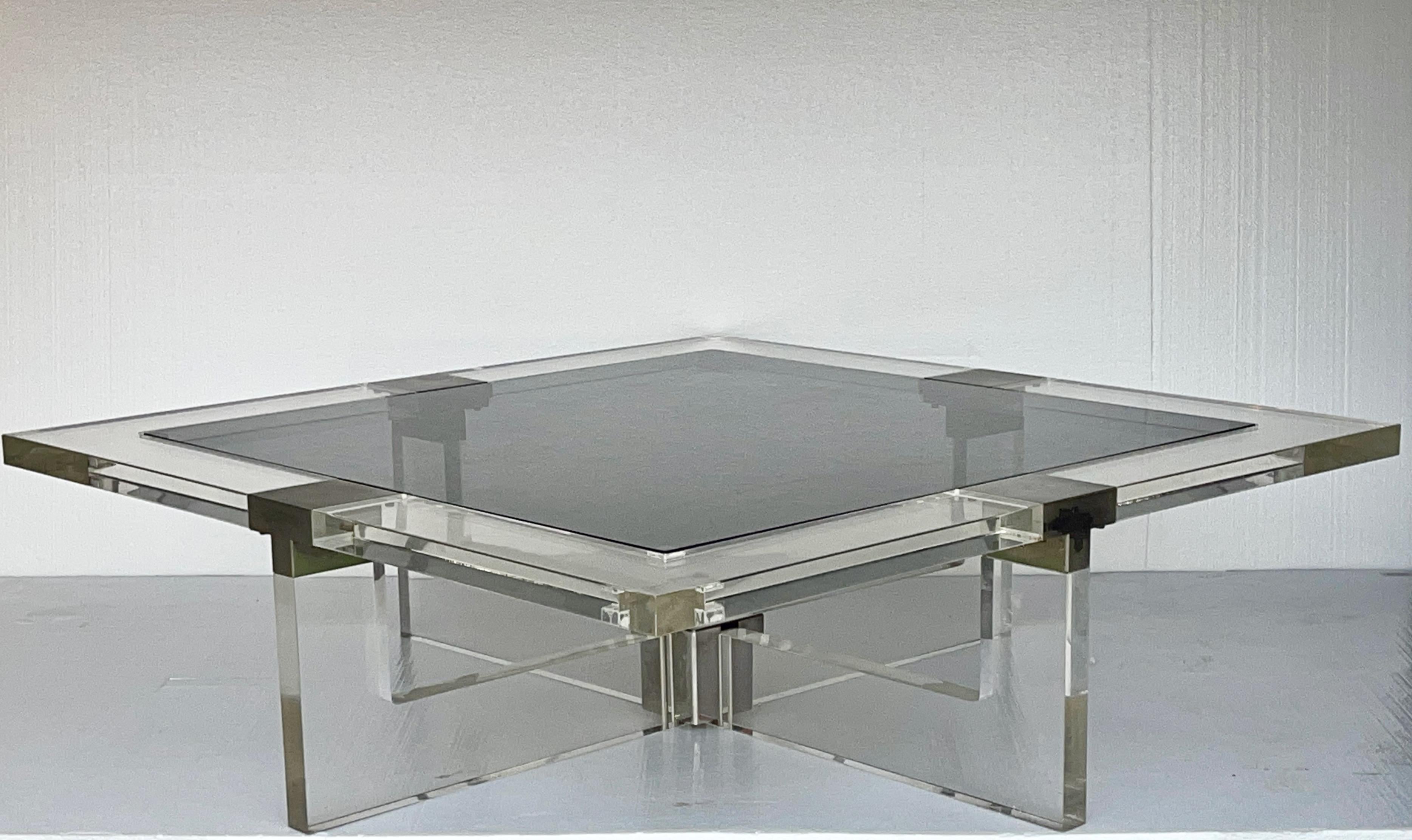 Sandro Petti for L'AngoloMetallArte Lucite, Chrome & Smoked Glass Cocktail Table For Sale 12