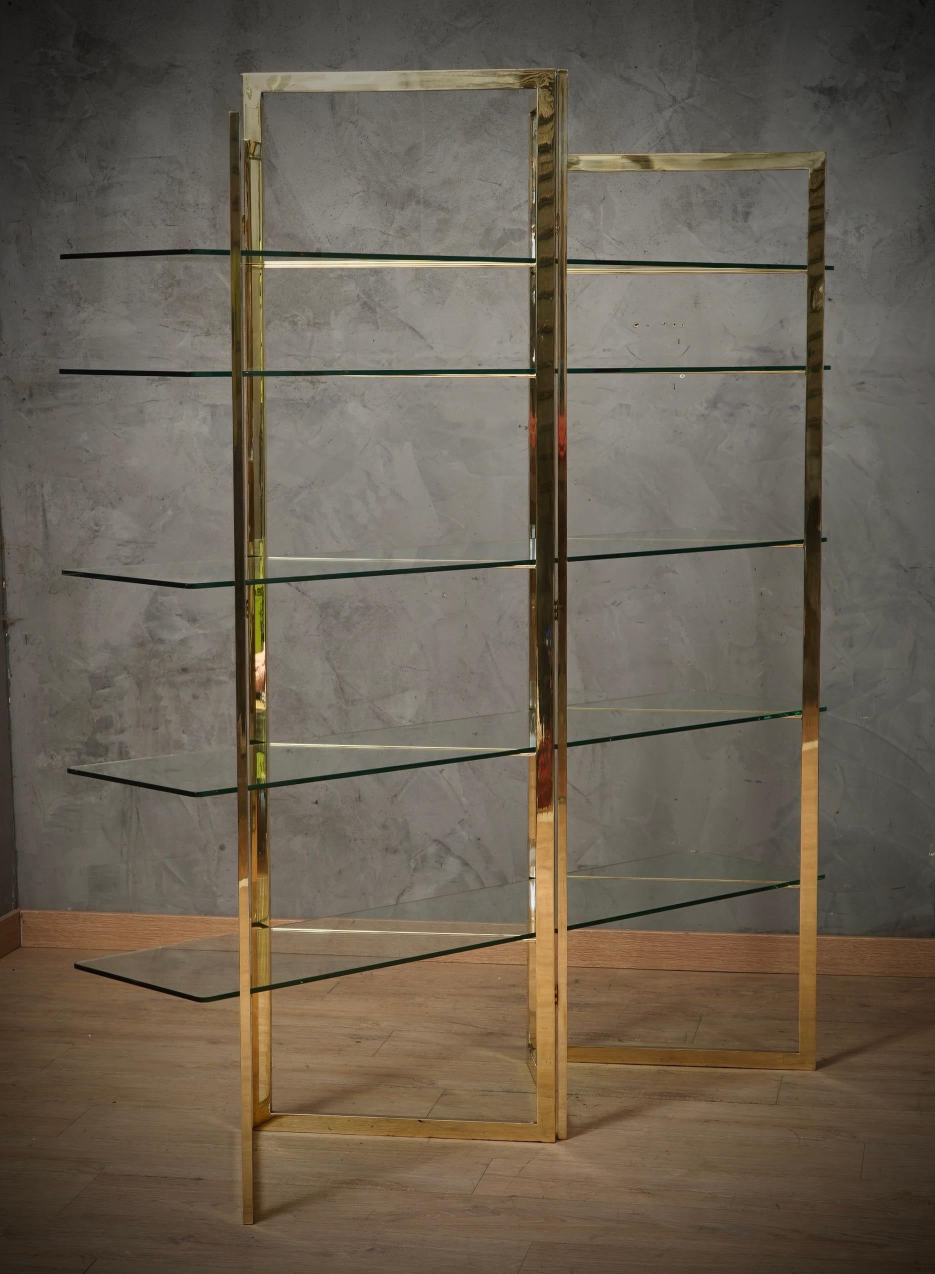 Sandro Petti Made in Italy Brass and Glass Bookcase/Vitrines, 1970 For Sale 3
