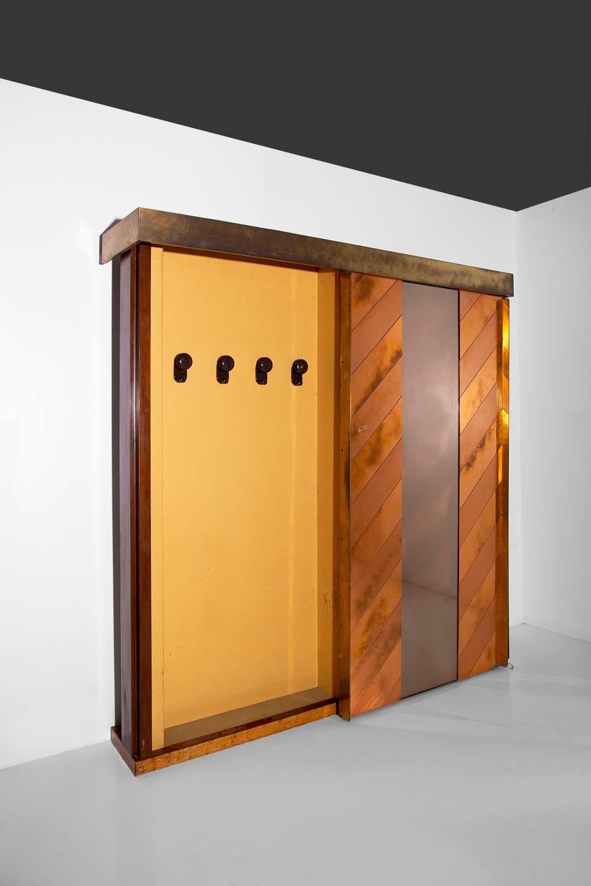 Mid-Century Modern Sandro Petti Rare Entrance Furniture in brass and copper For Sale