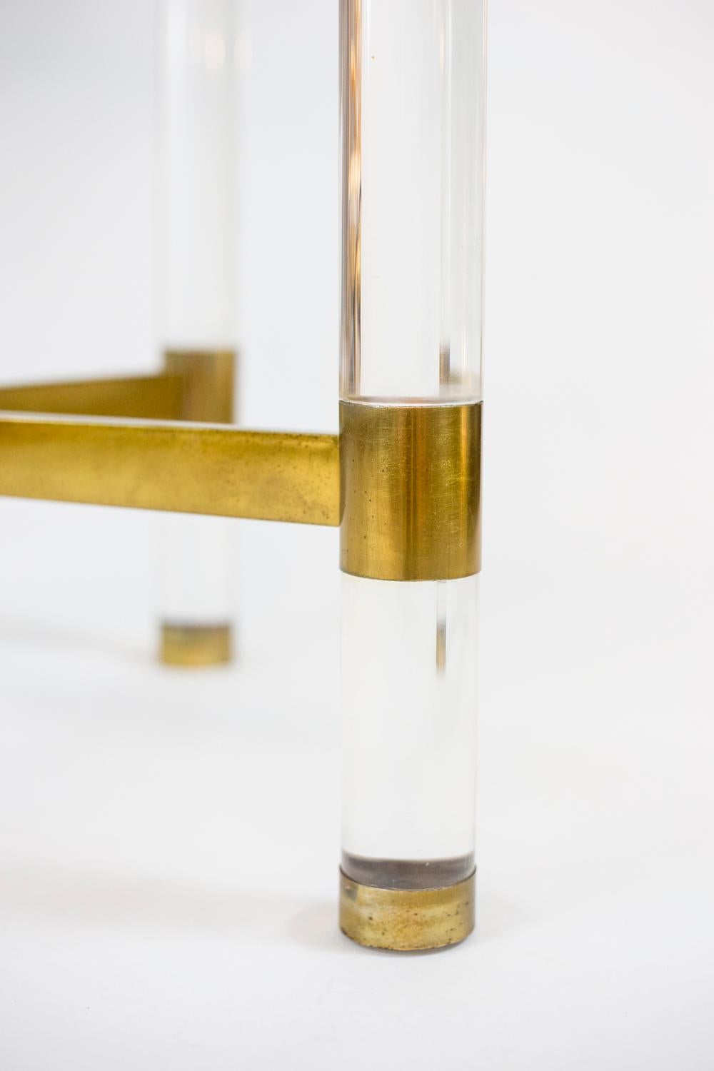 Sandro Petti, Table in Lucite and Gilt Brass, 1970s In Good Condition In Saint-Ouen, FR
