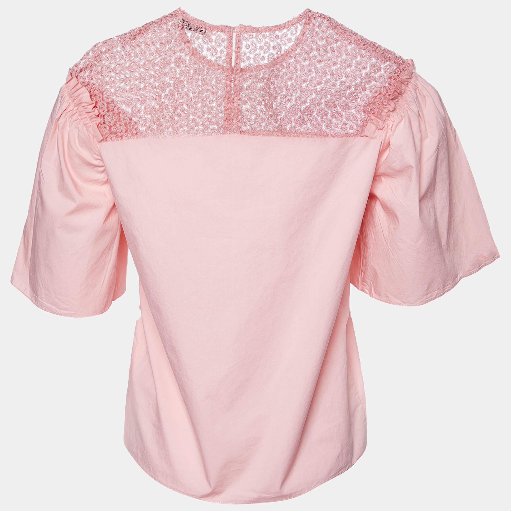 Complement your elegance with a lovely blouse like this one. With its pretty design and prime quality fabric this blouse is the best pick to look sophisticated and poised.