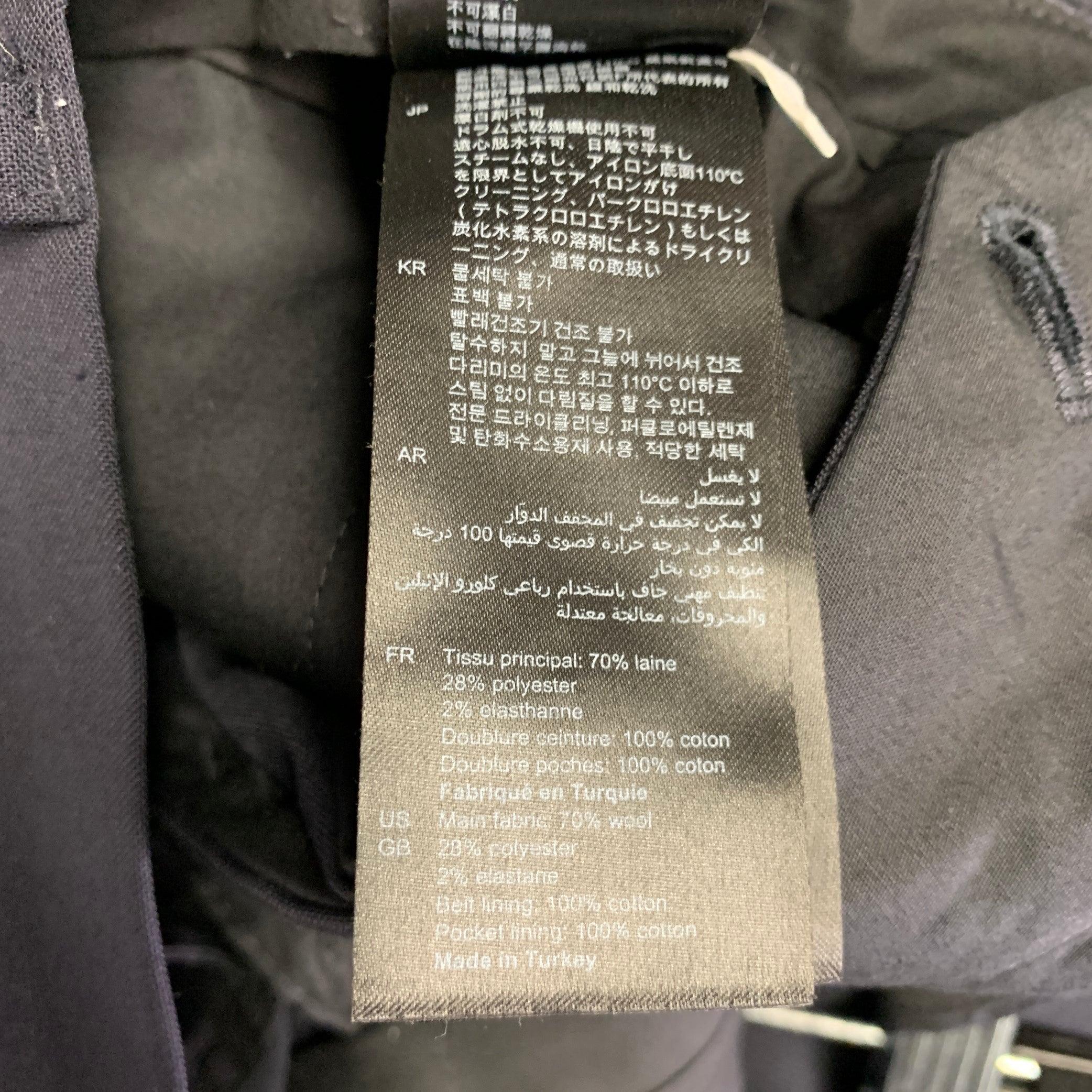 SANDRO, taille 32, laine mélangée bleu marine, robe plate à l'avant en vente 1