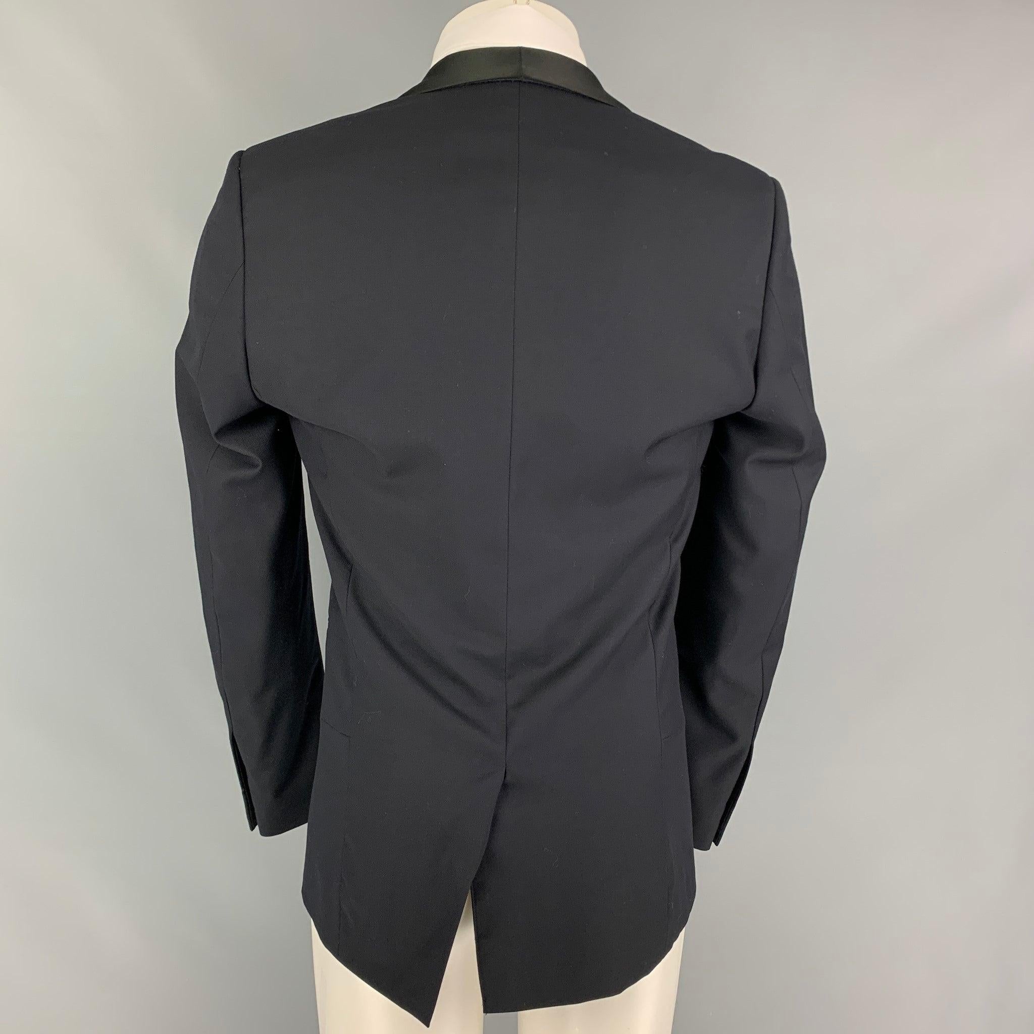 SANDRO Size 38 Black Wool Shawl Collar Sport Coat In Good Condition For Sale In San Francisco, CA