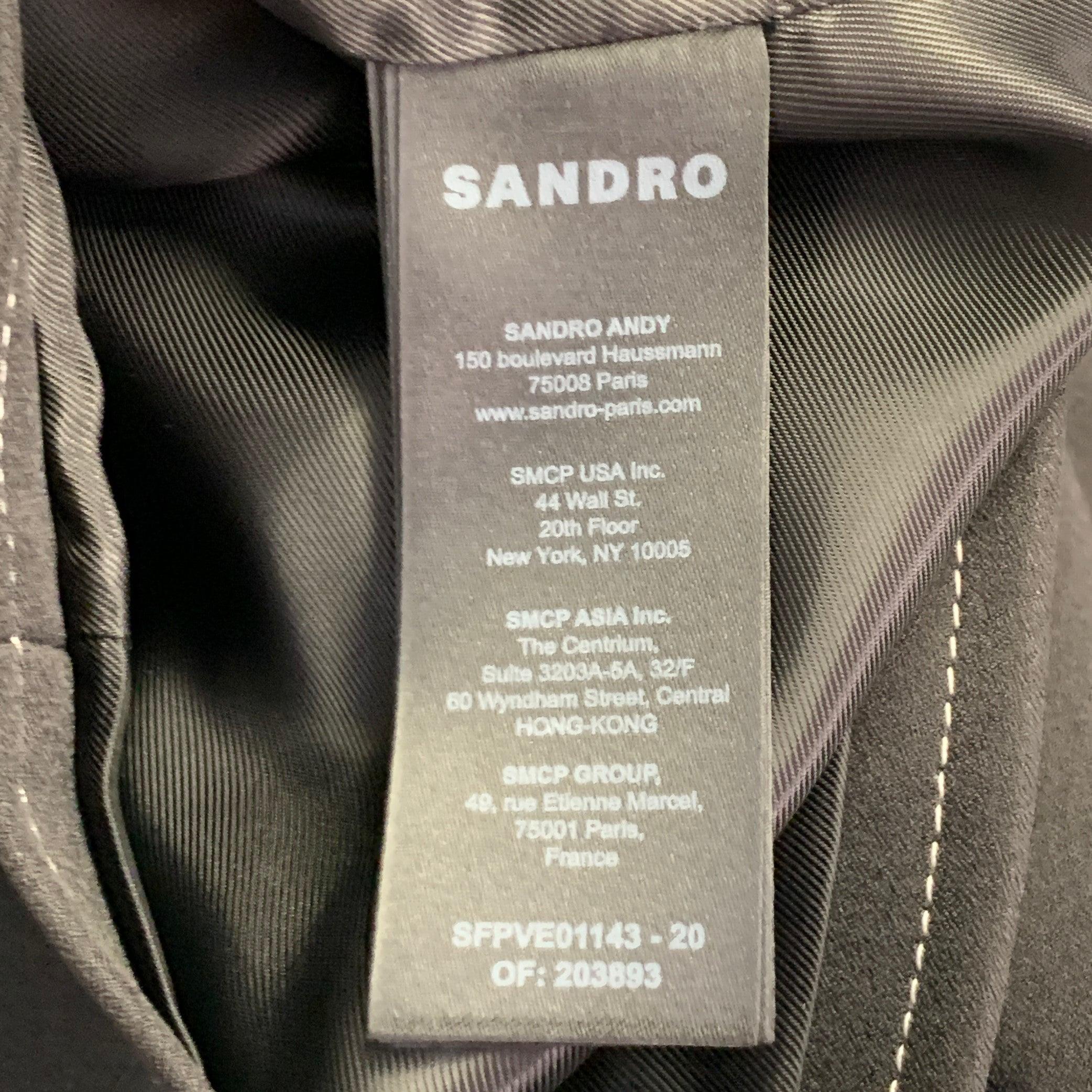 SANDRO Größe 4 Schwarz-Gold Polyestermischung Peter Pan Kragen Cropped Jacket Blazer im Angebot 2
