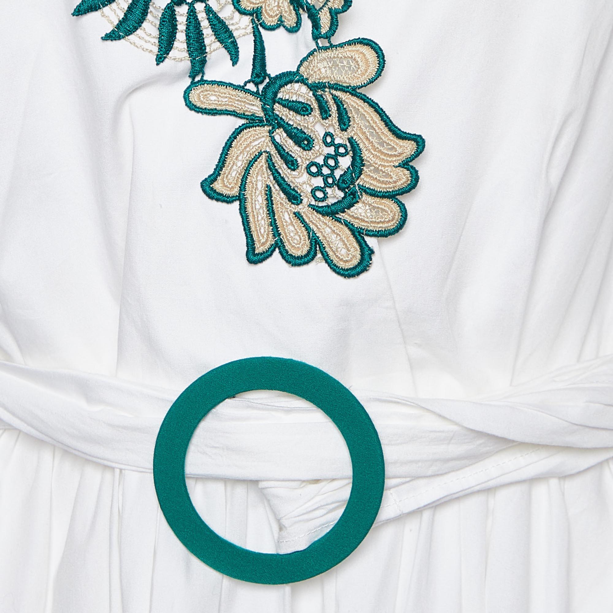 Sandro White Cotton Applique Detail Belted Mini Dress S In Fair Condition For Sale In Dubai, Al Qouz 2