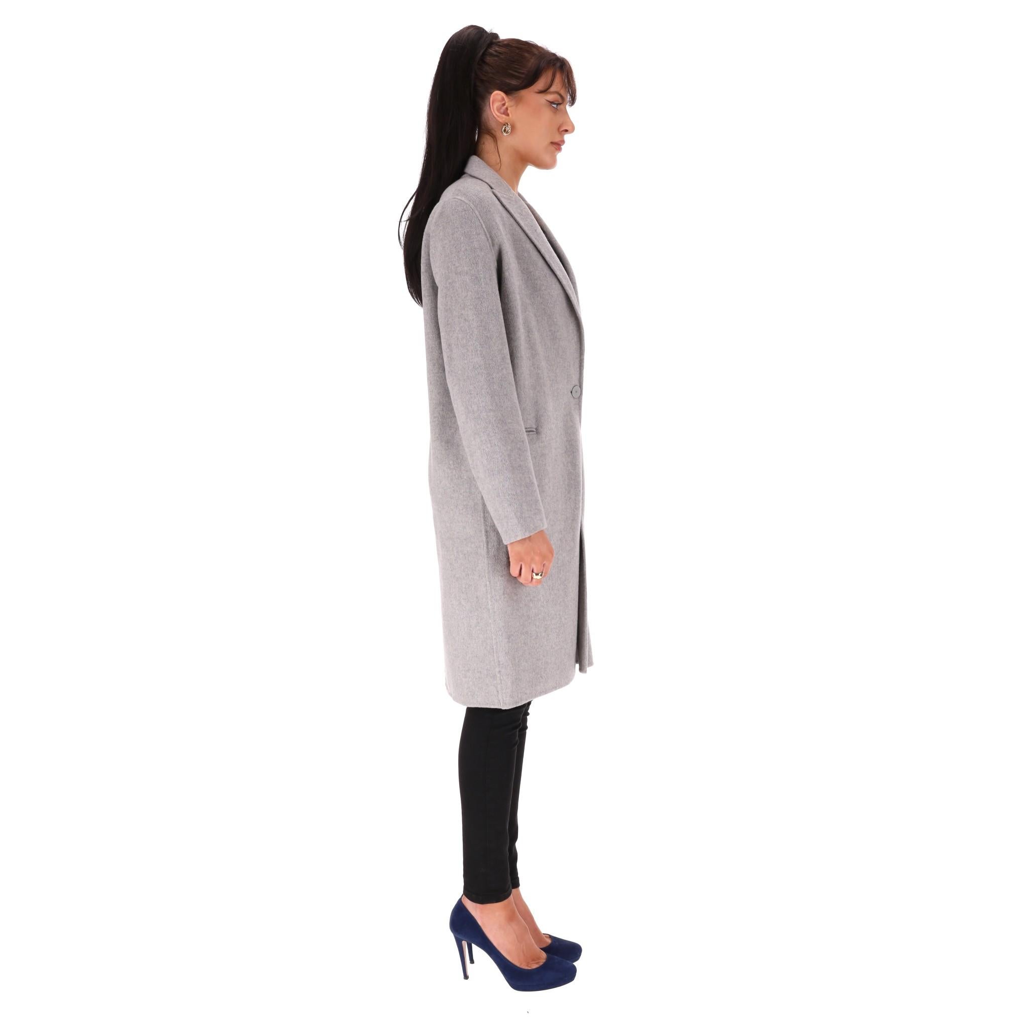 Grigio Coates in lana di Sandro in vendita