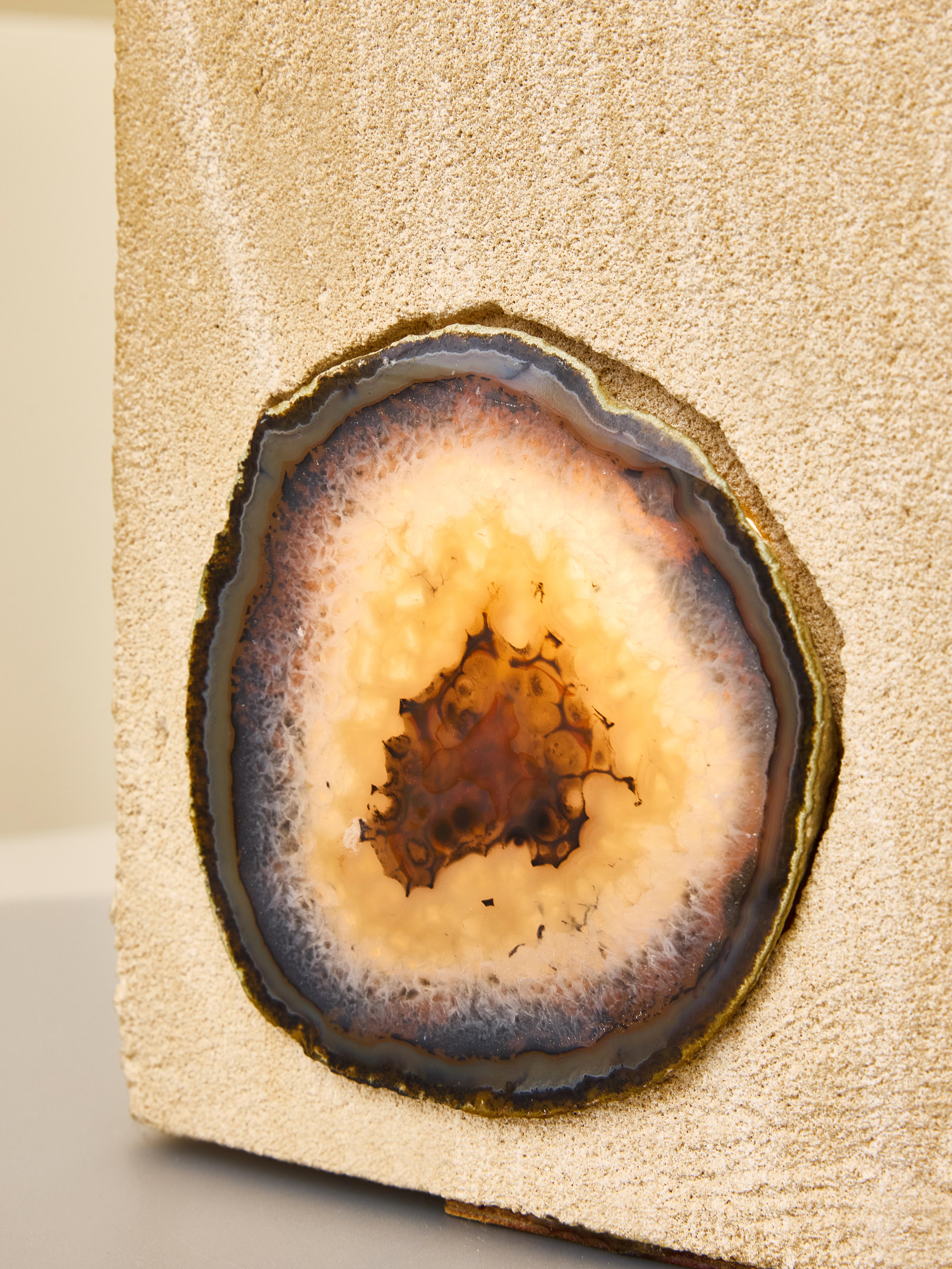 Sandstein und Achat Vintage Tischlampe (Ende des 20. Jahrhunderts) im Angebot