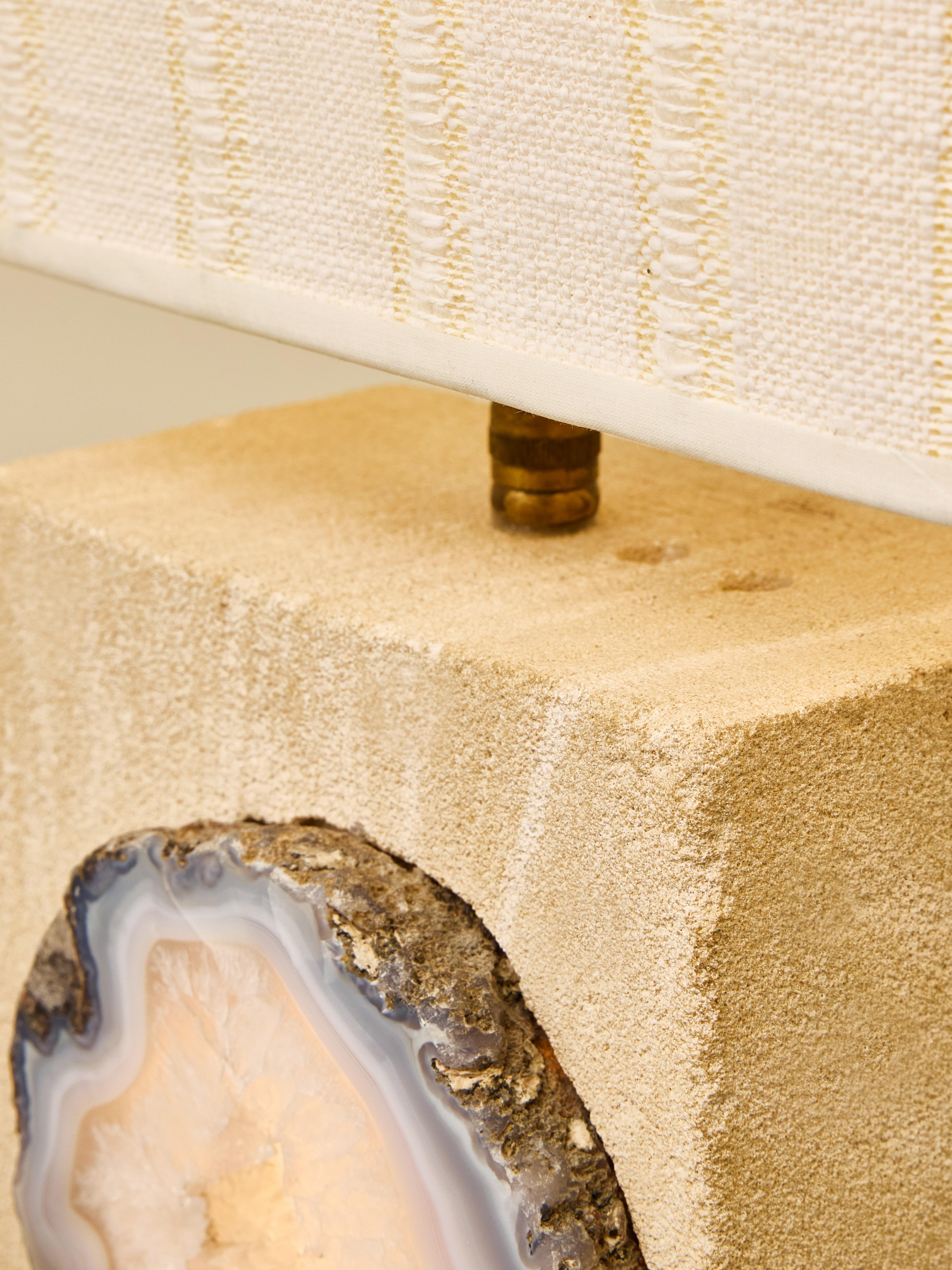 Sandstein und Achat Vintage Tischlampe im Angebot 2