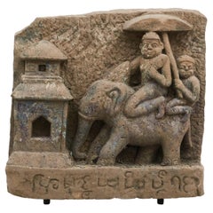 Scultura in arenaria con due demoni che cavalcano un elefante, Birmania, 15-16° secolo