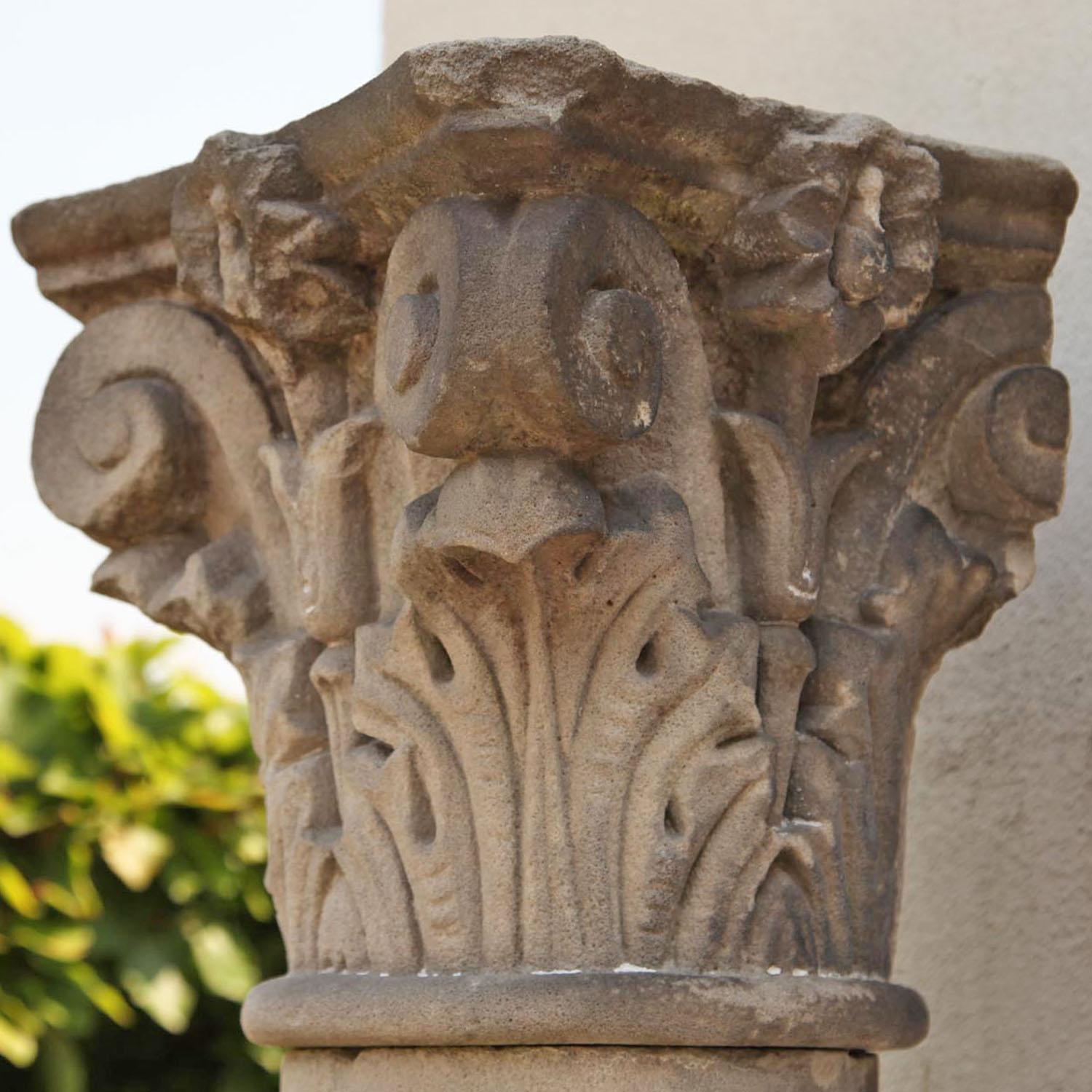 sandstone fancy column pedestal