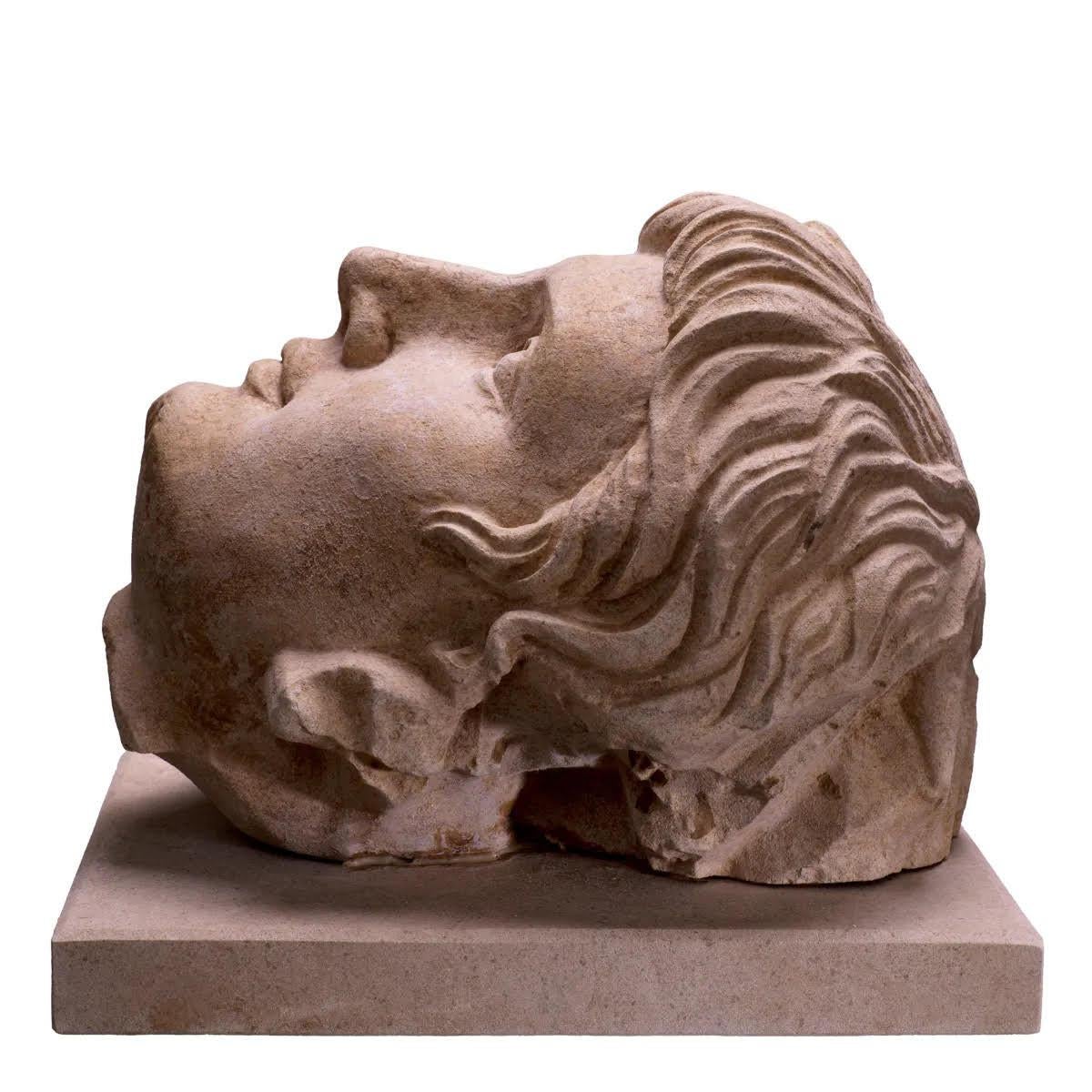 Escultura de arenisca del emperador Augusto al estilo de la Antigua Roma, siglo XX.

Busto de arenisca del emperador Augusto al estilo de la Antigua Roma, siglo XX.
Alto: 26 cm, Ancho: 30 cm, Fondo: 25 cm

Tiempo de producción: 2-3 semanas