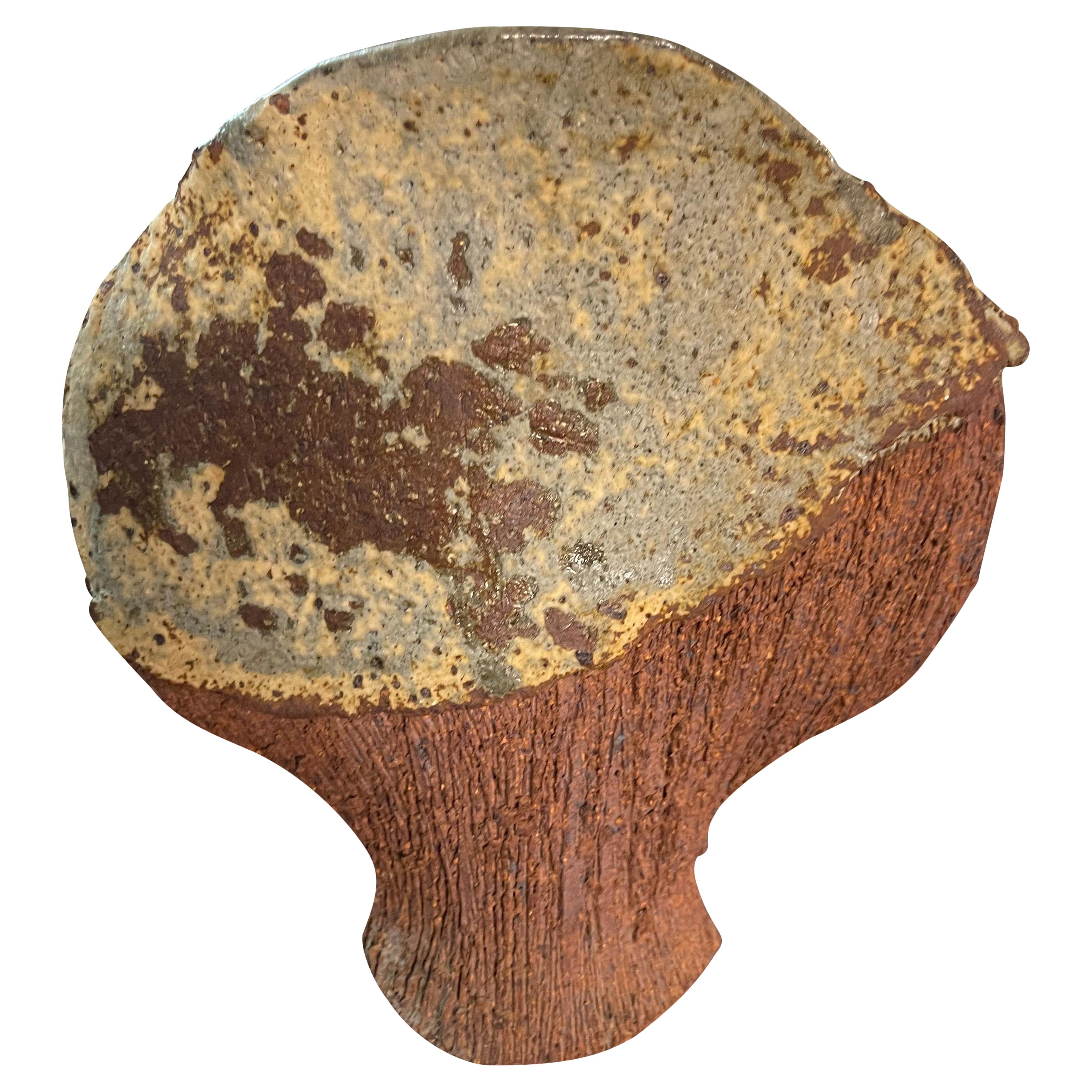 Vase aus Sandstein von Odile Pichon