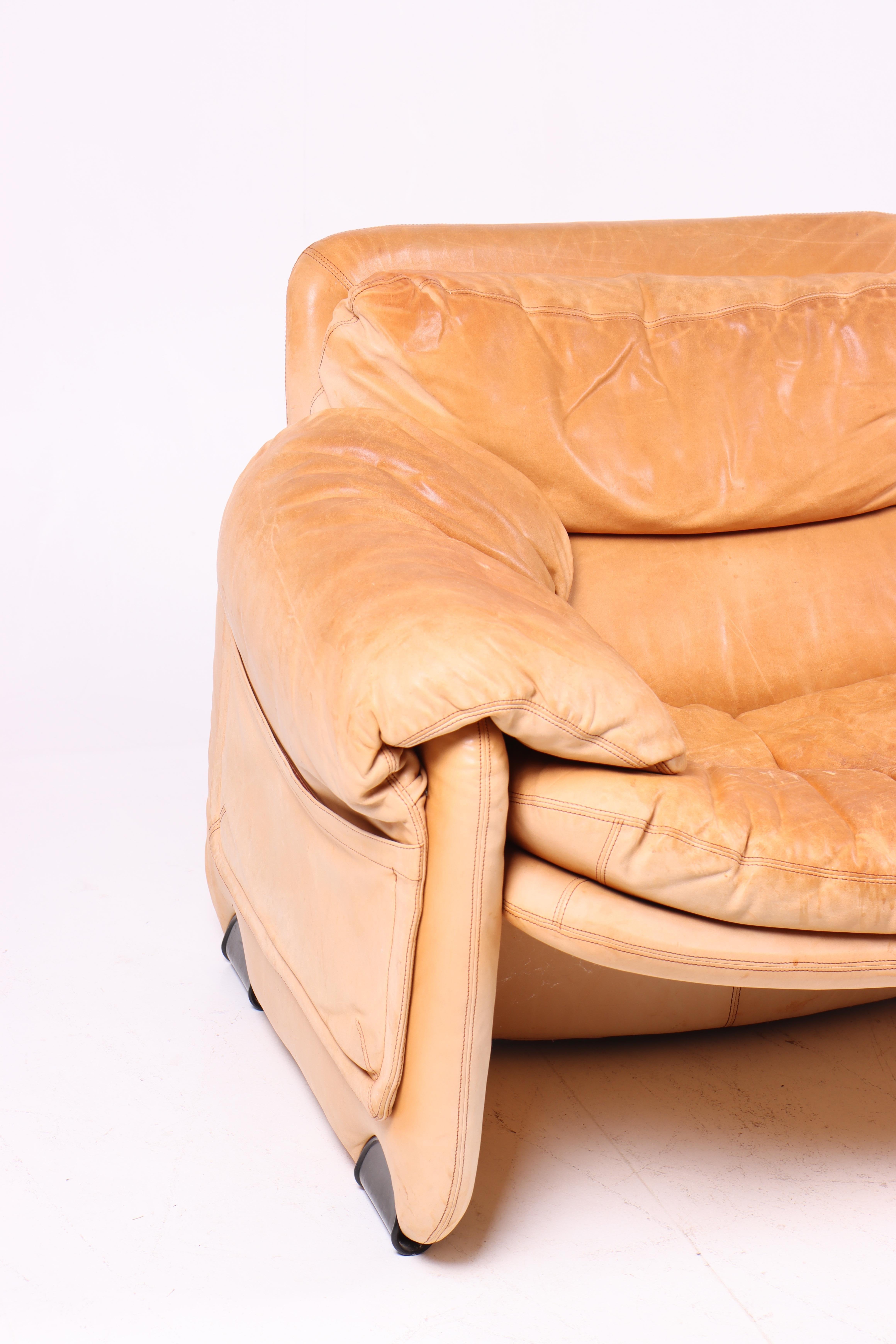 Mid-Century Modern Sandwich & Doppiosandwich Sofa in Patinated Leather by Ammannati & Vitelli