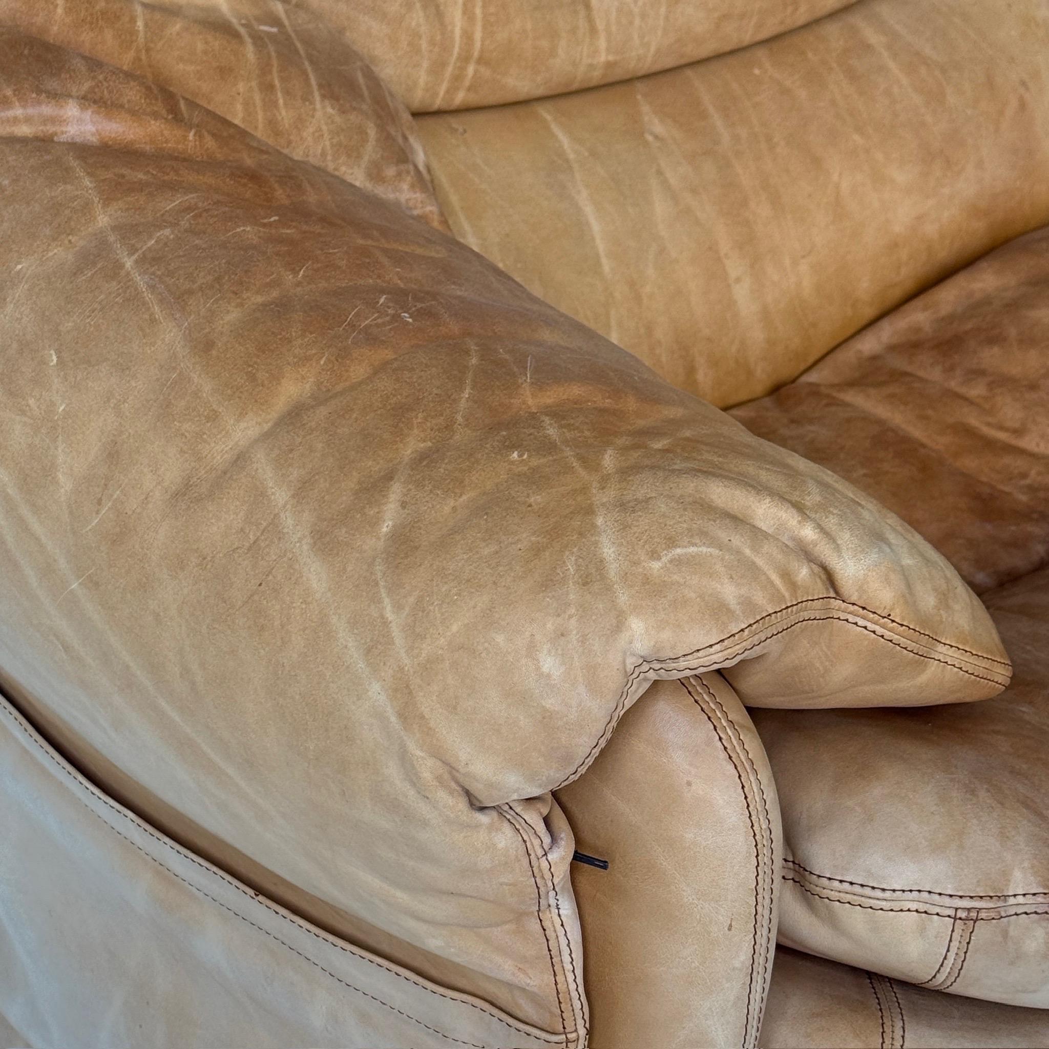 Sandwich e Doppiosandwich Leather Settee by Titina Ammannati and Giampiero Vitel For Sale 1