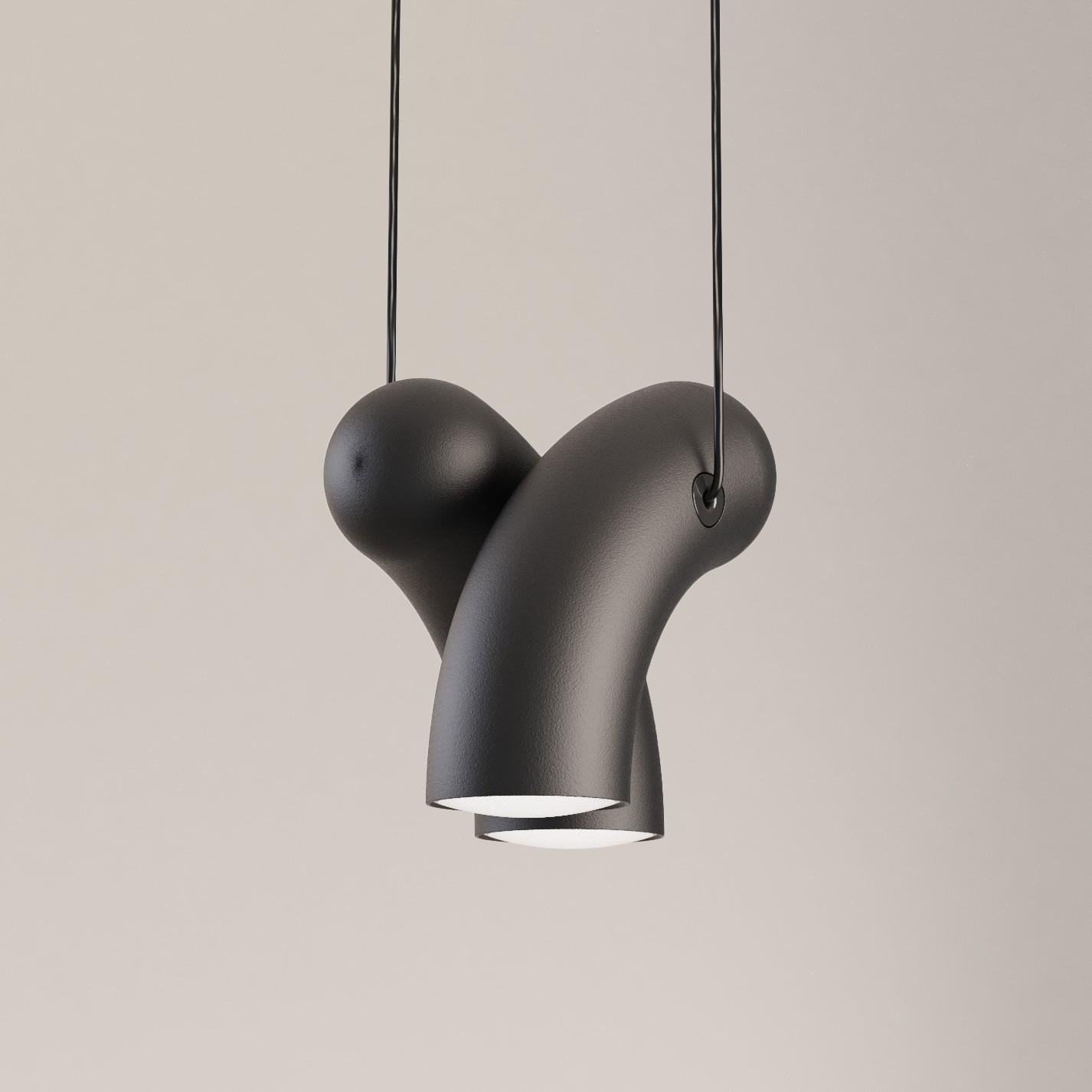 Moderne Lampe à suspension Hyphen noire sable de Studio d'Armes en vente