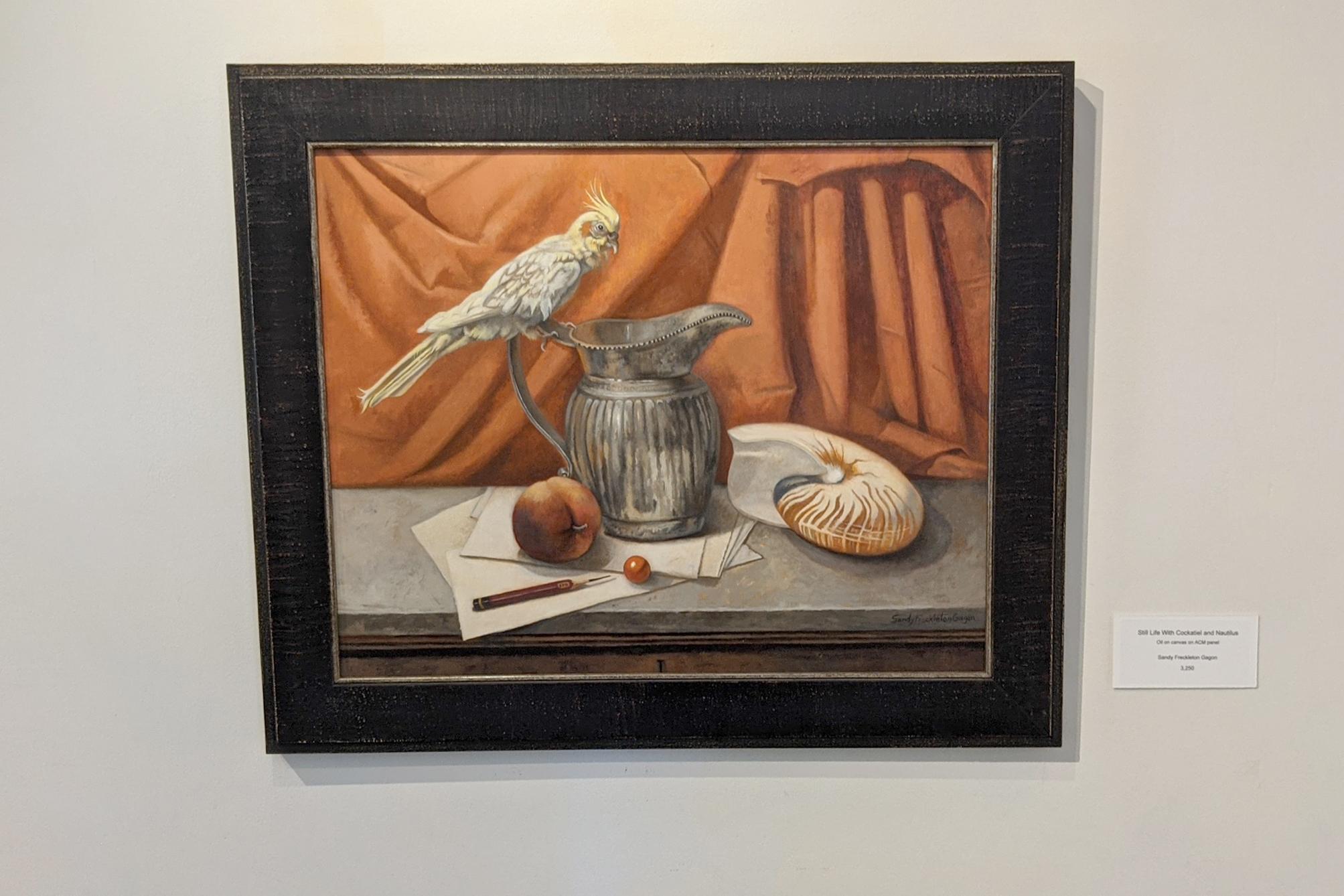Stillleben mit Cockatiel und Nautilus  (Braun), Still-Life Painting, von Sandy Freckleton Gagon