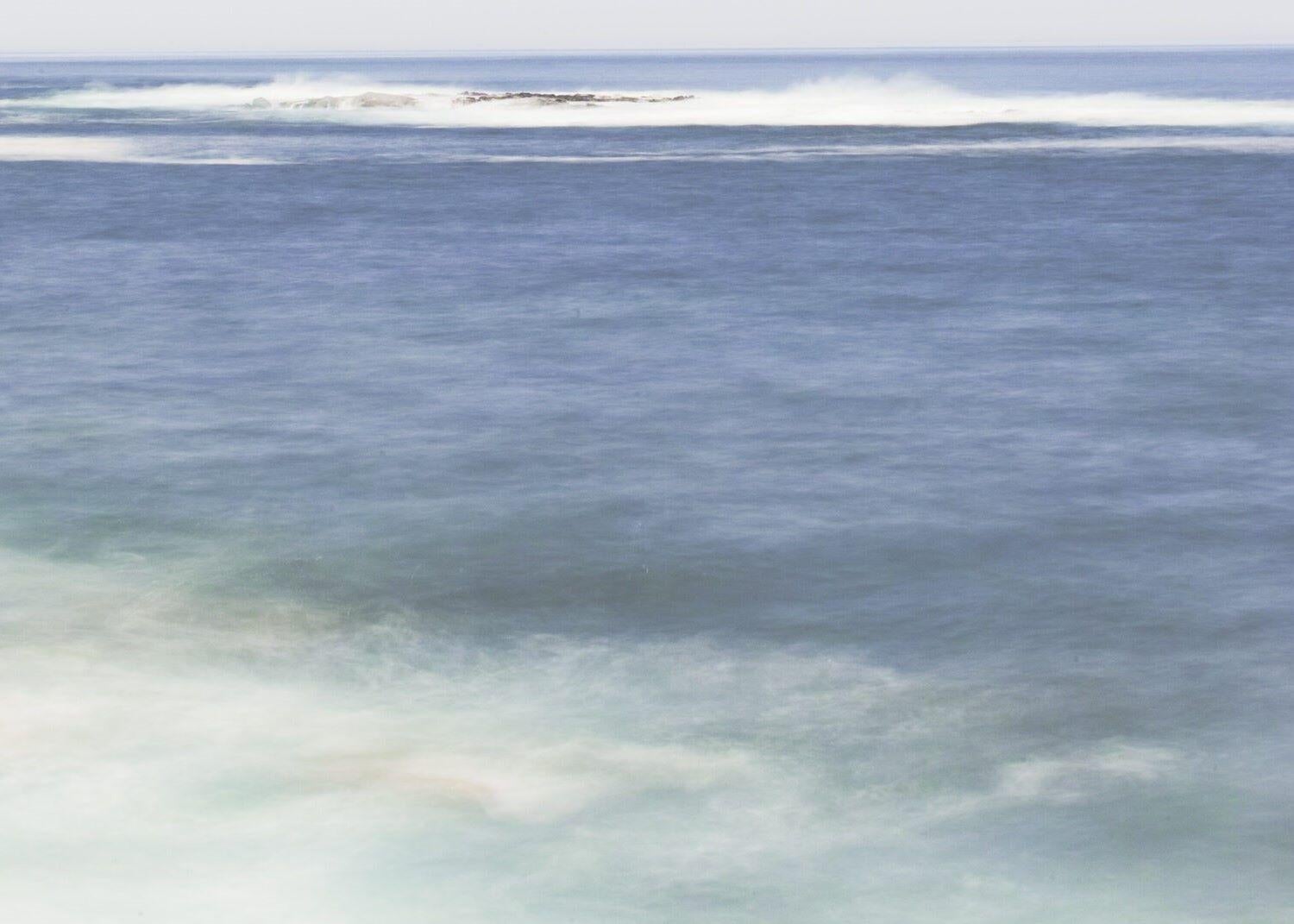 Painted Island par Sandy Steele-Perkins - Photographie contemporaine sur papier bambou en vente 2