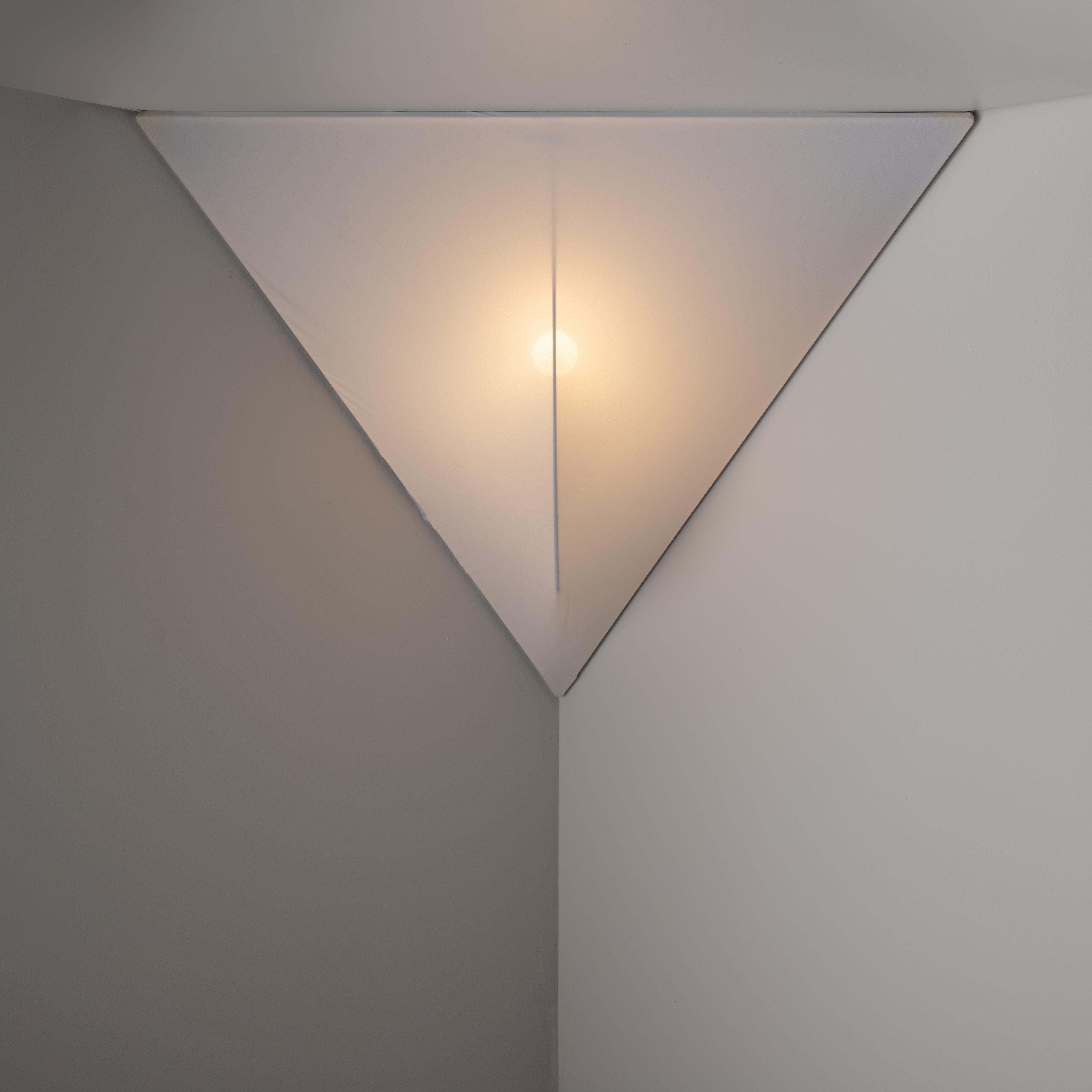 Sanka 2 Wall Light by Kazuhide Takahama for Sirrah In Good Condition For Sale In Los Angeles, CA