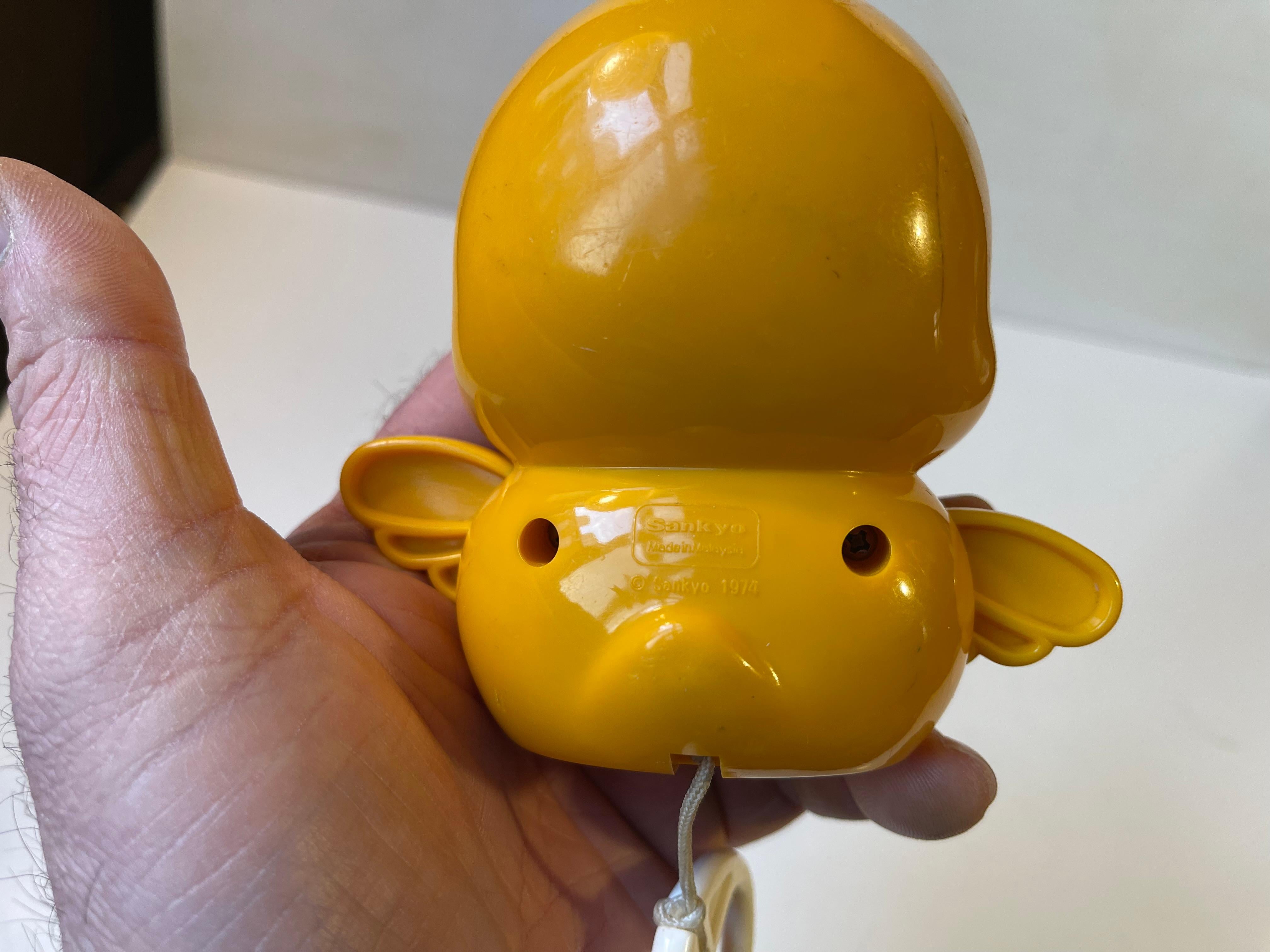 Sankyo Japan Vintage Yellow Musical Duckling, 1970s In Good Condition For Sale In Esbjerg, DK
