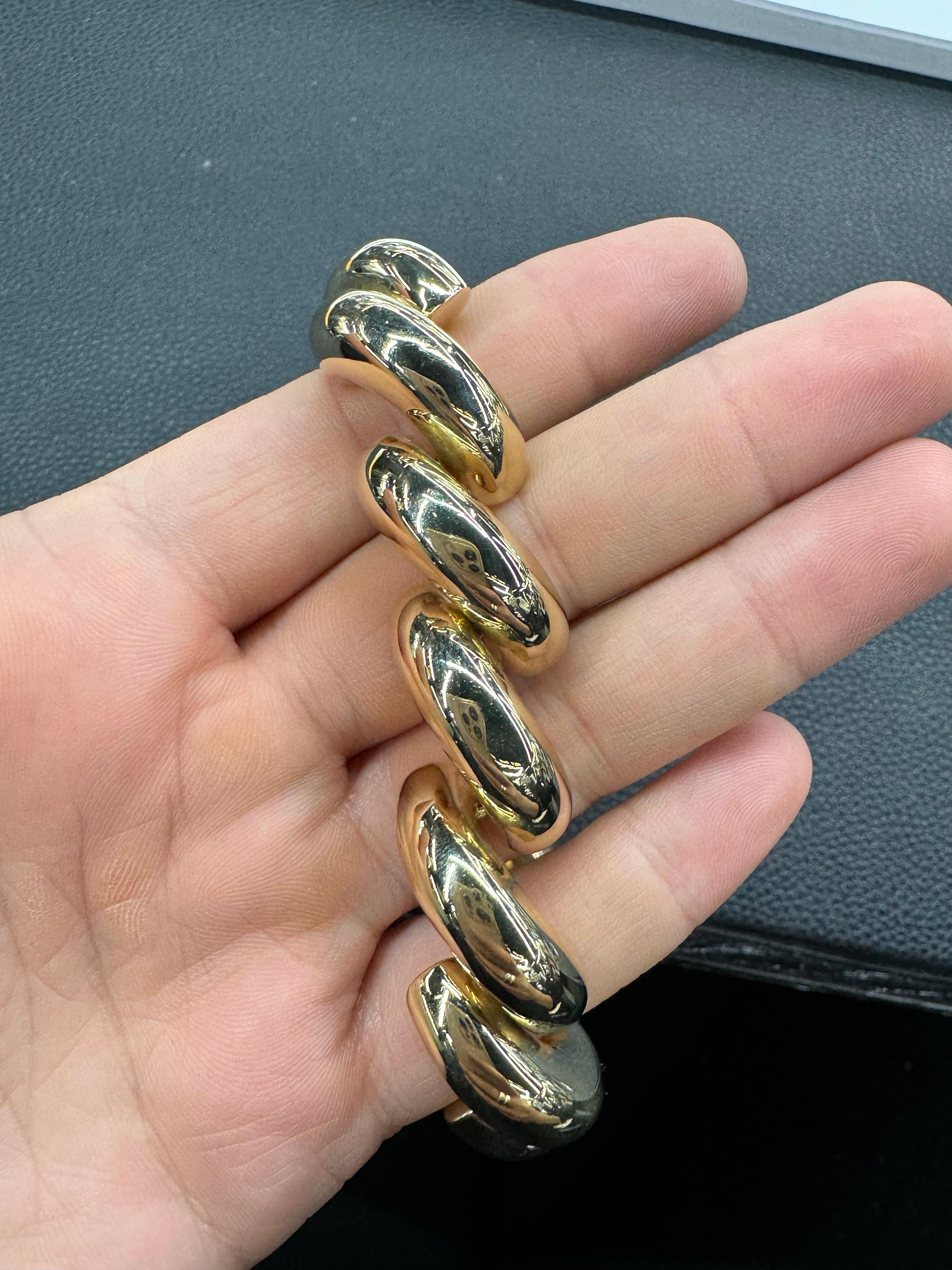Contemporain SanMarco 14 Karat Yellow Gold Link Bracelet 59.6 Grams Medium Size en vente