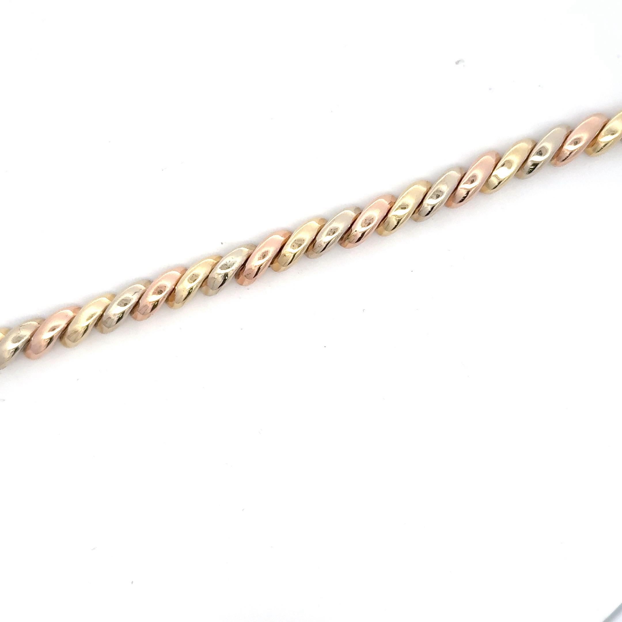 SanMarco Tri-Color Gold Link Bracelet 22.7 Grams 14 Karat Gold 7.38 Inches Italy In Excellent Condition For Sale In New York, NY