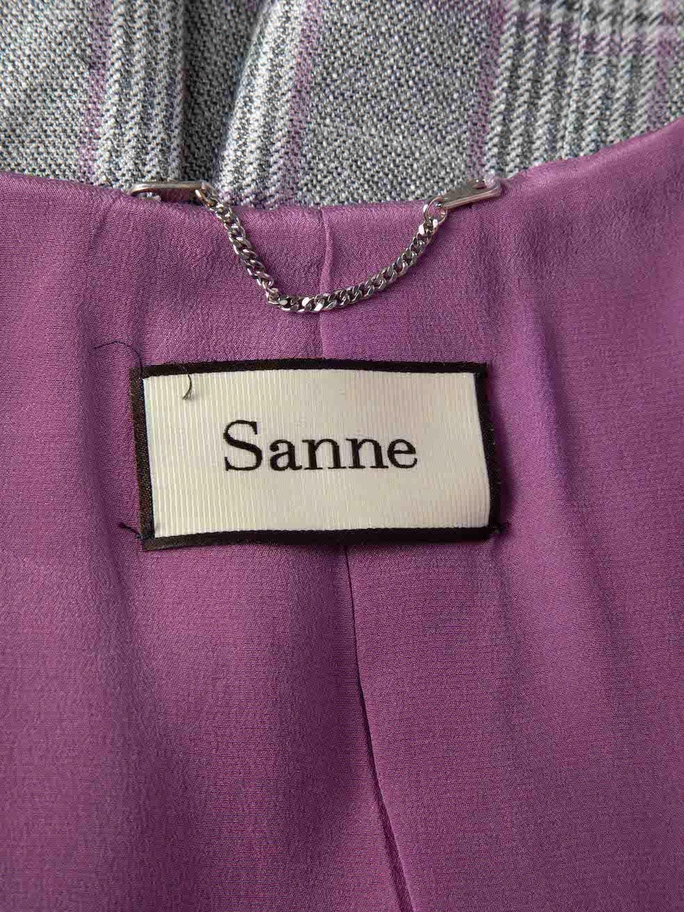 Sanne Women's Grey Tartan Cropped Jacket (Veste croisée écossaise grise) Pour femmes en vente