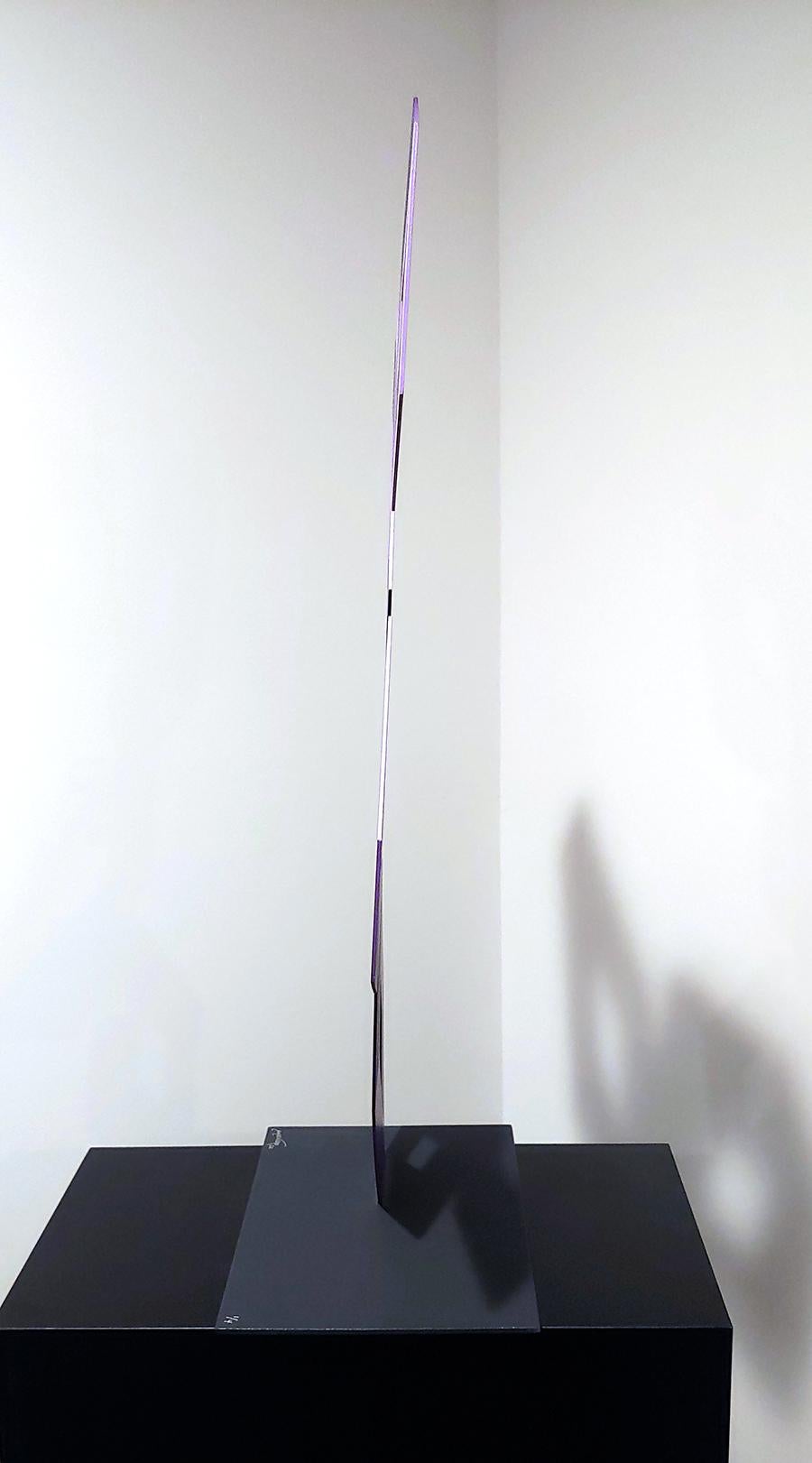 „4 Violette Schachteln mit Illusion-Skulptur“   28x17x8