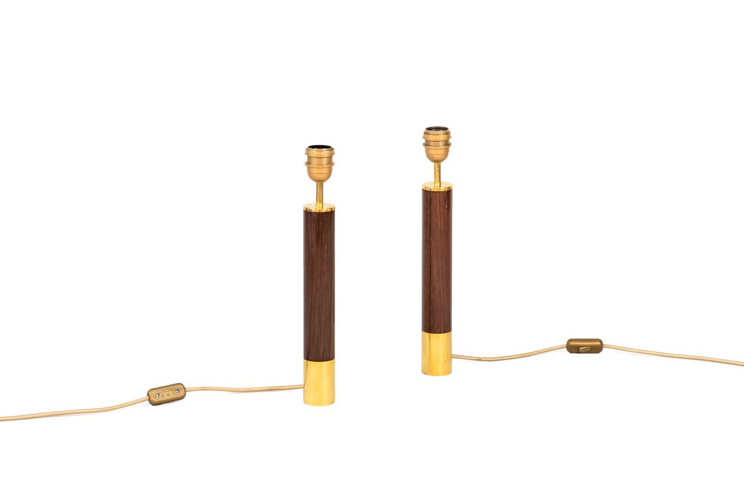Moderne Sansta & Cole:: Paire de lampes en bois de rose et laiton doré:: années 1980 en vente