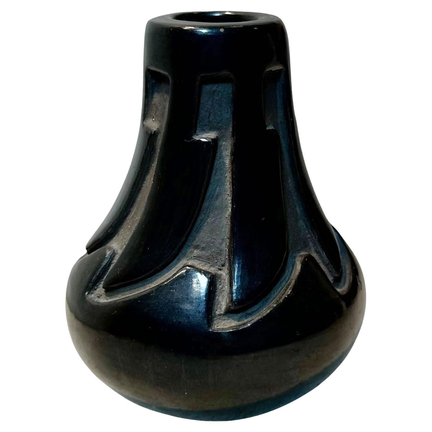 Santa Clara Pueblo Slackware Vase