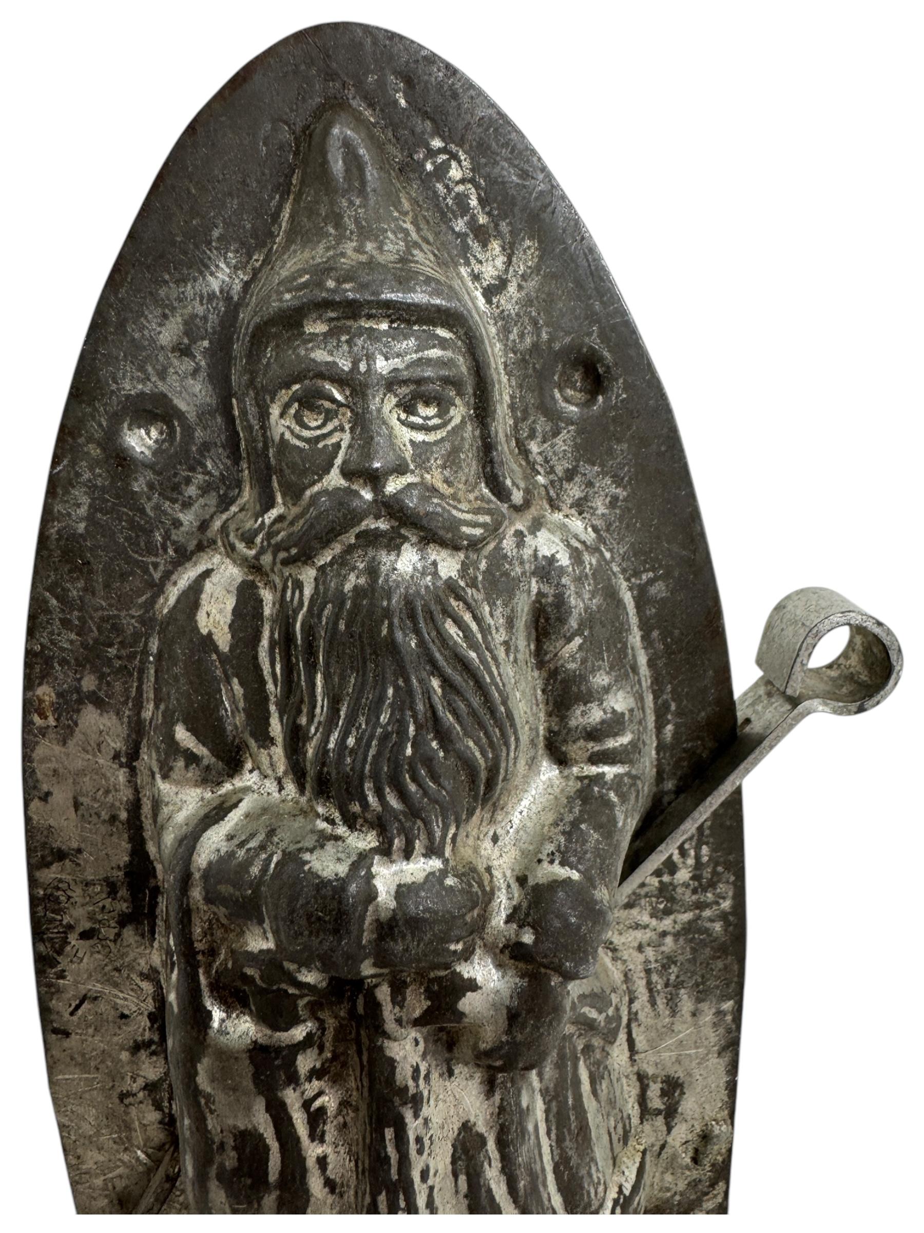 Early 20th Century Santa Claus Belsnickle Chocolate Mold Antique 1910s, German Walter, Berlin For Sale