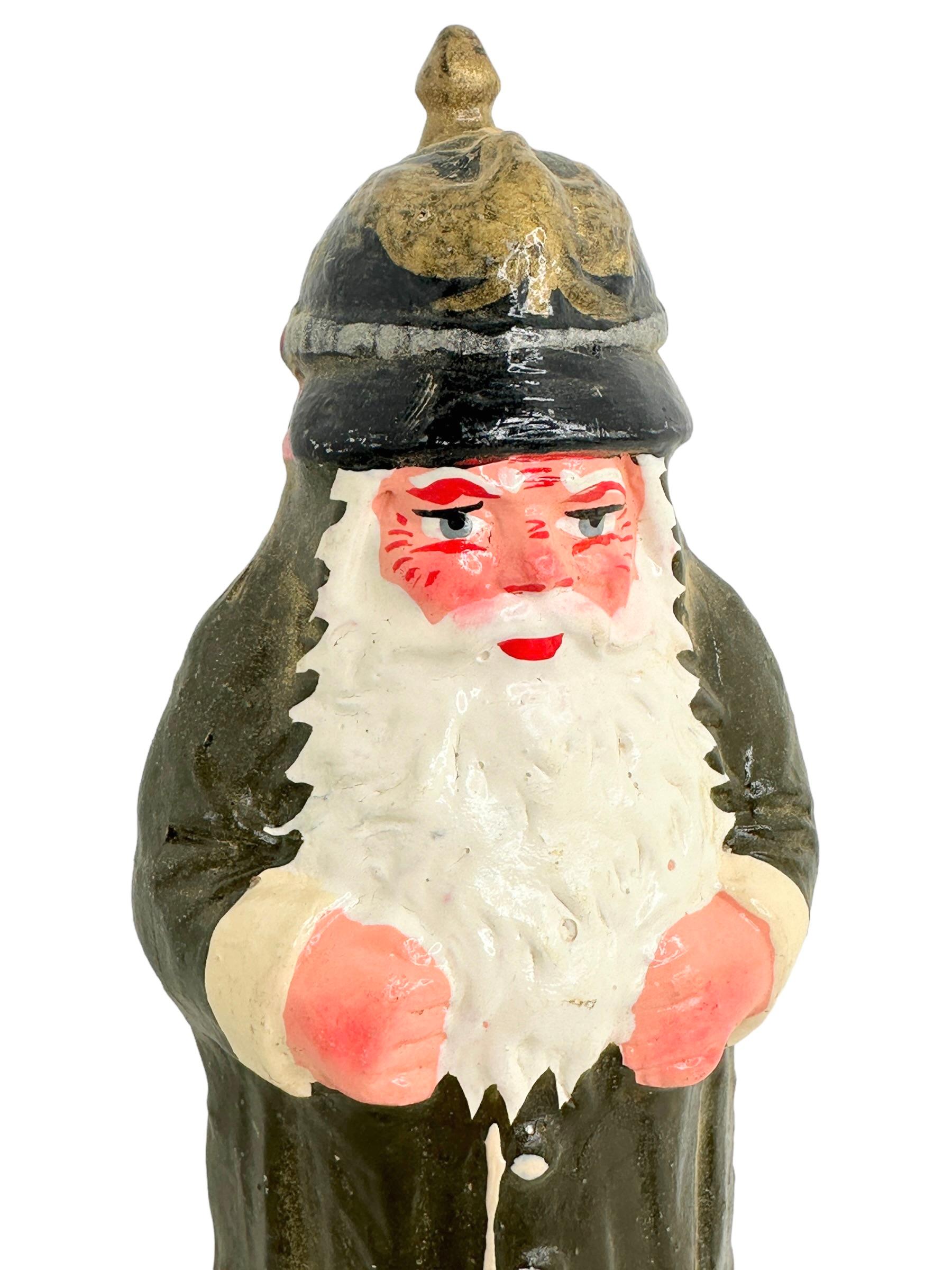 Santa Claus Belsnickel Papermache Candy Container German Christmas 1910s In Good Condition For Sale In Nuernberg, DE